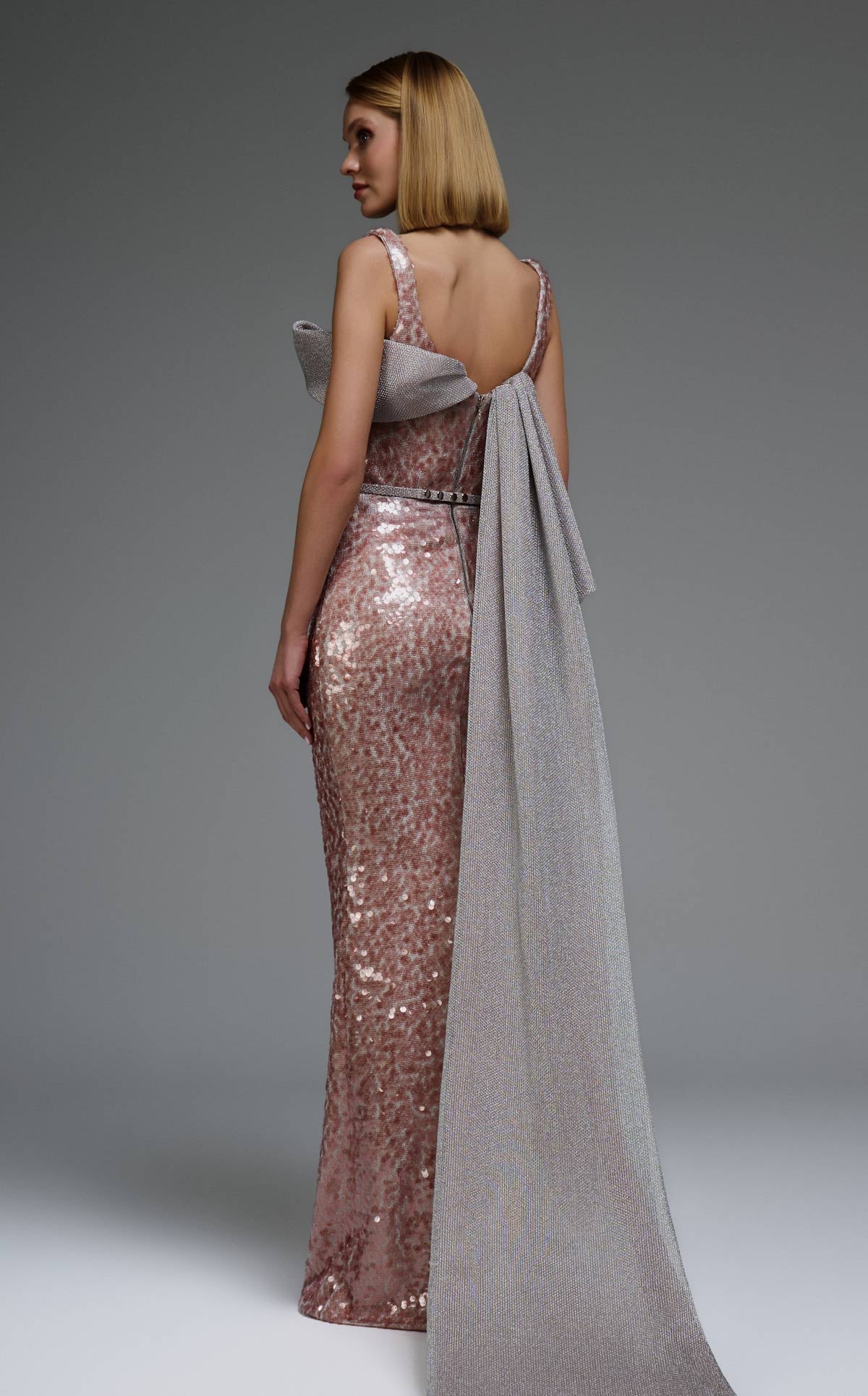 MNM Couture E0108