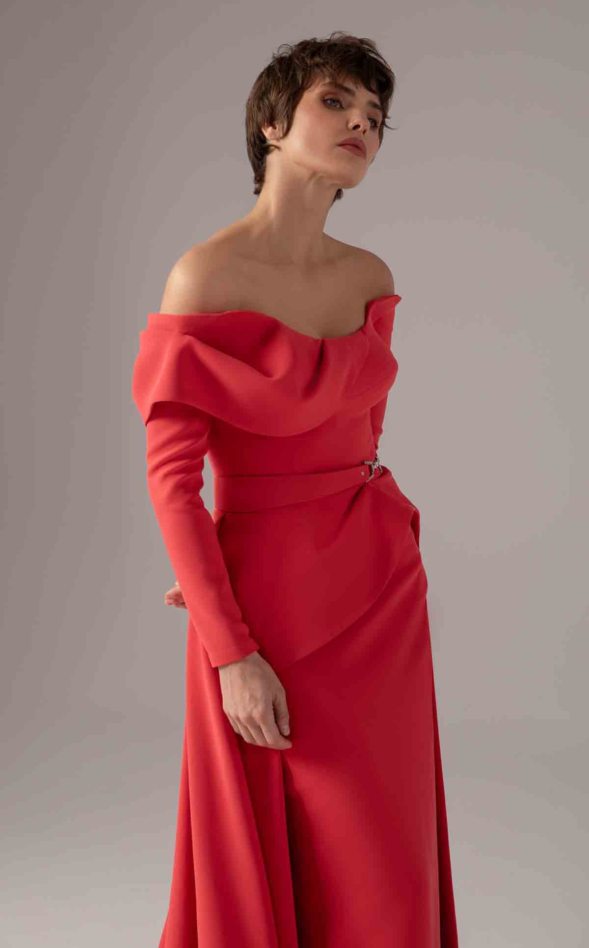MNM Couture E0099