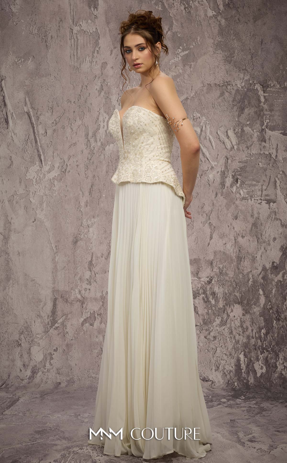 MNM Couture Q7715