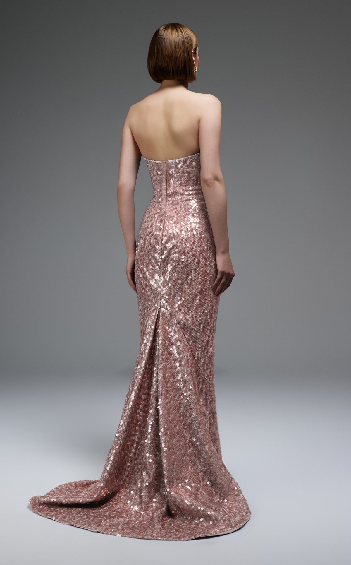 MNM Couture E0105