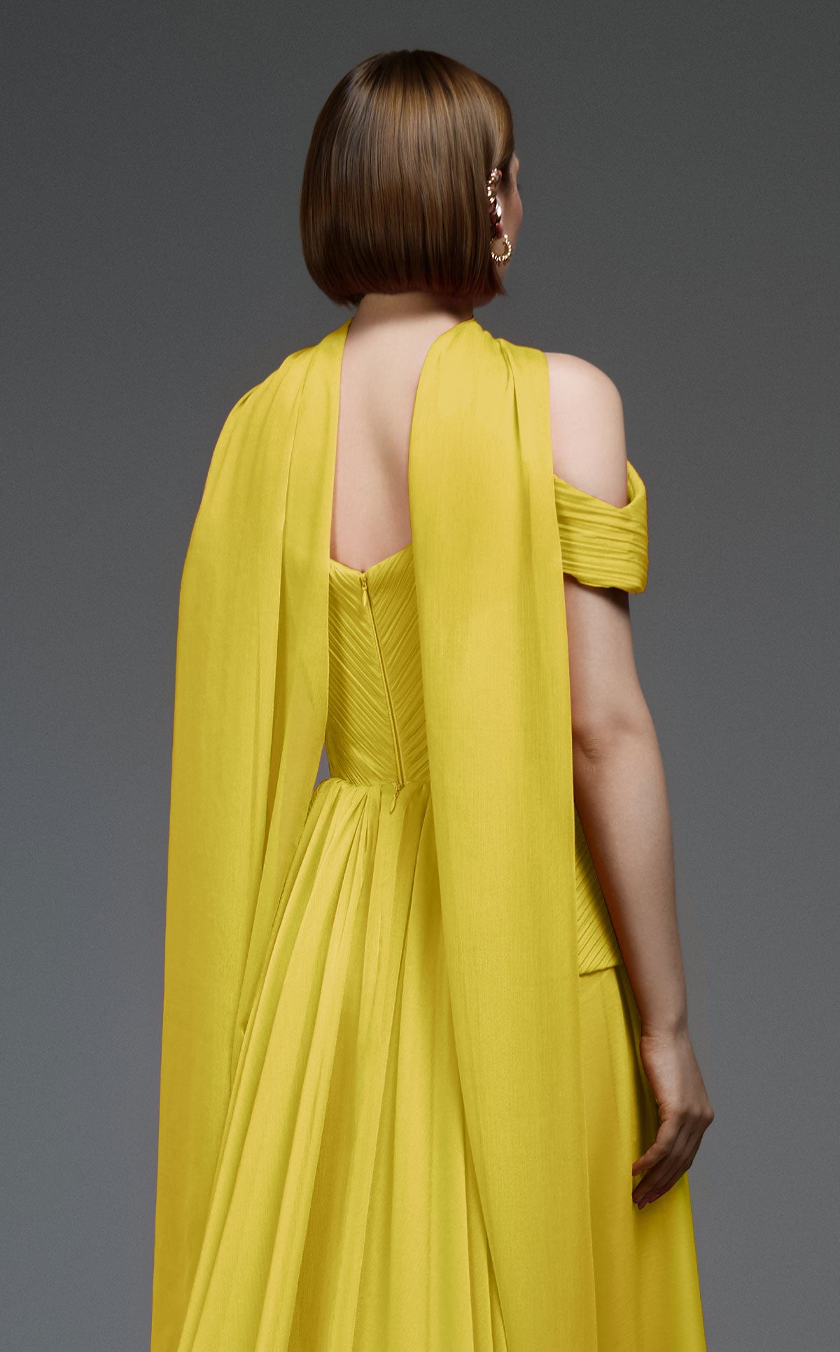 MNM Couture E0119