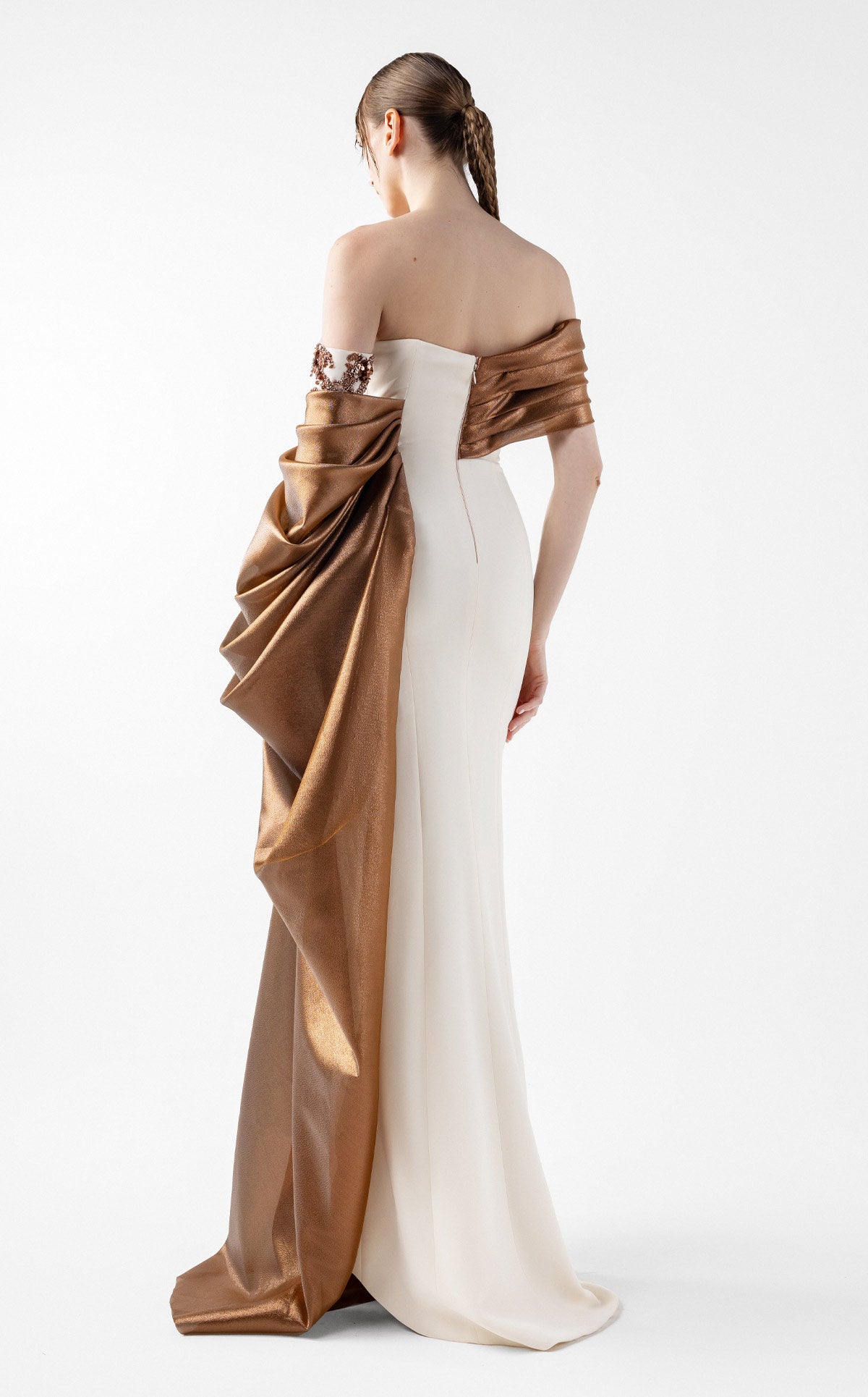 MNM Couture G2030