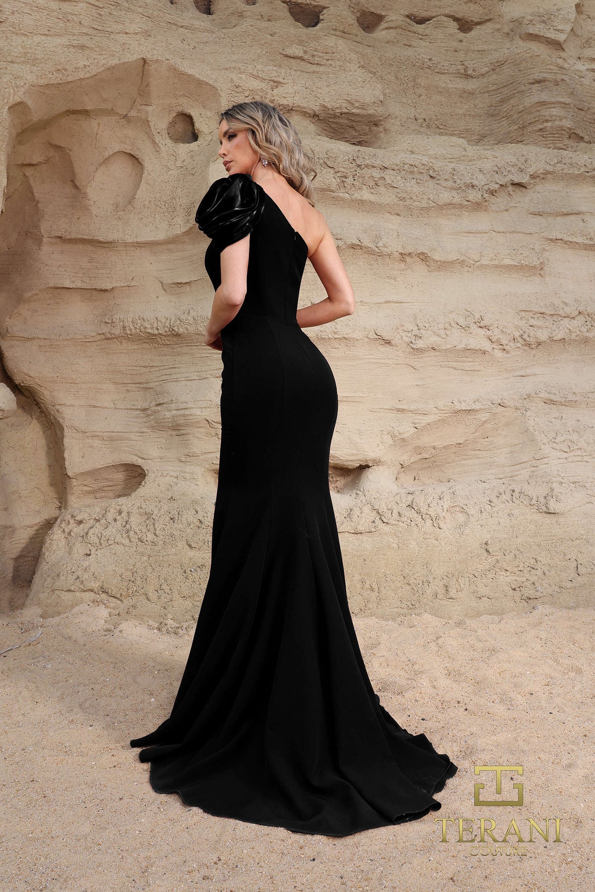 Terani Couture 252E5514