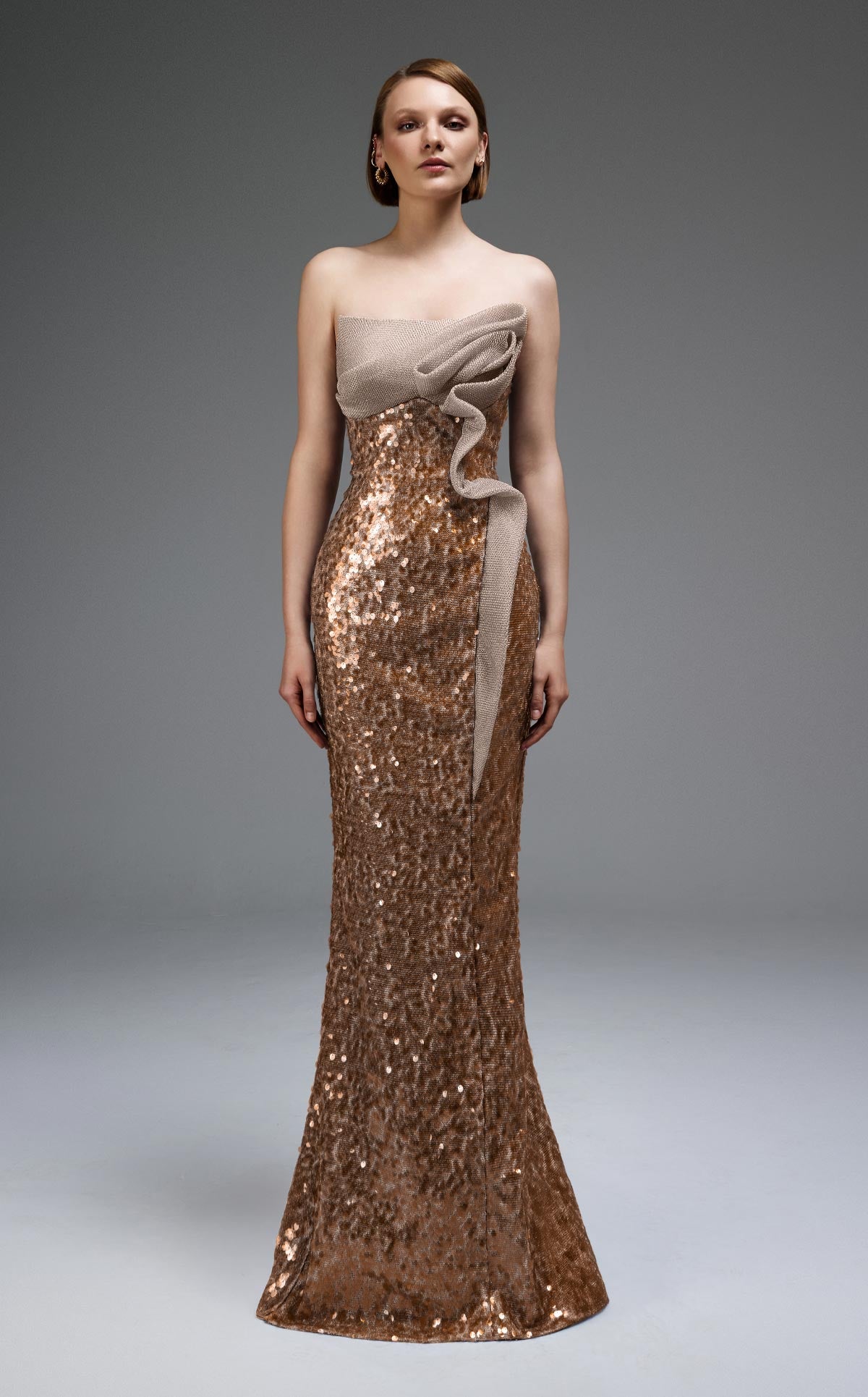 MNM Couture E0105