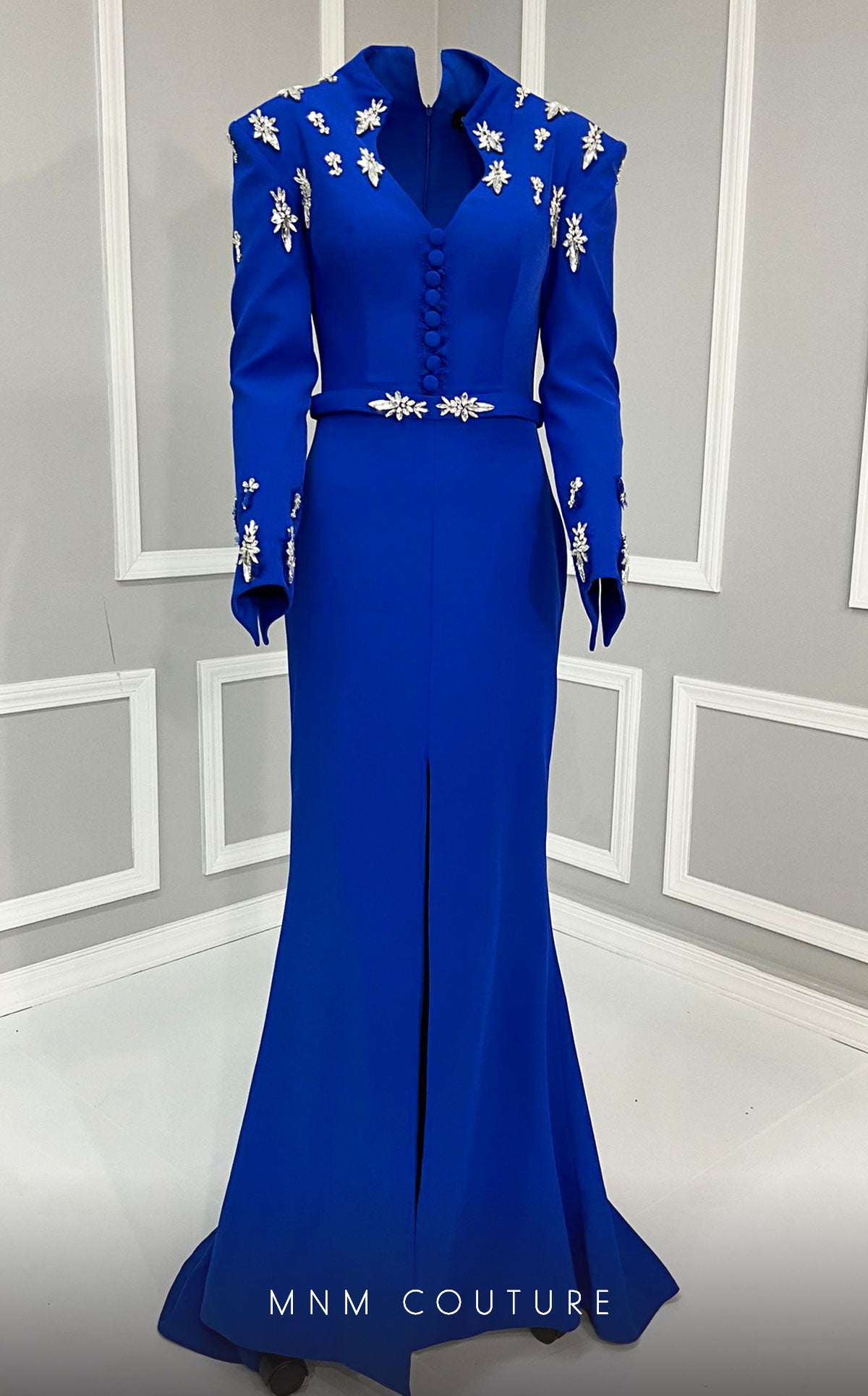 MNM Couture V02030
