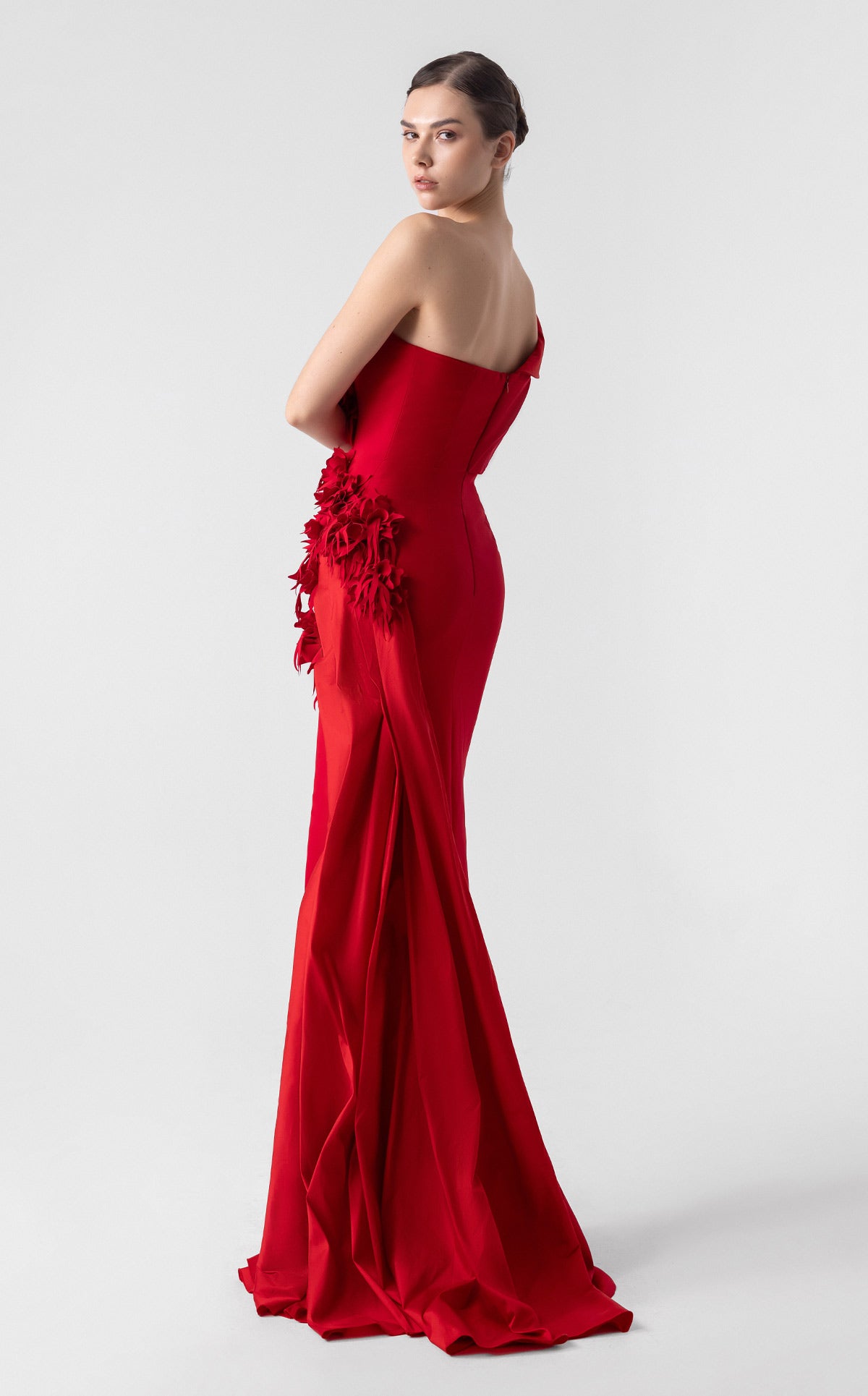 MNM Couture G1909