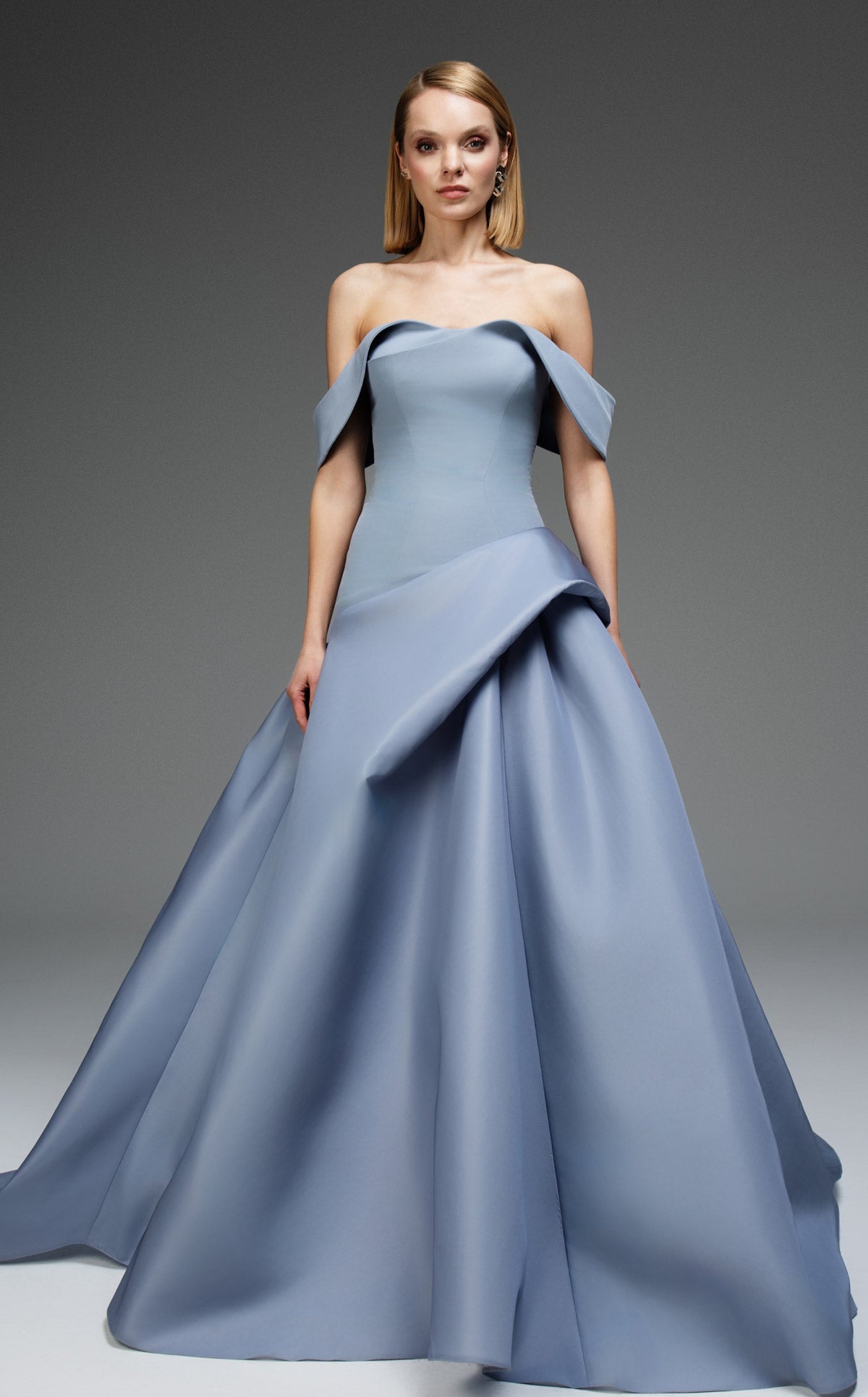 MNM Couture E0103 MINT