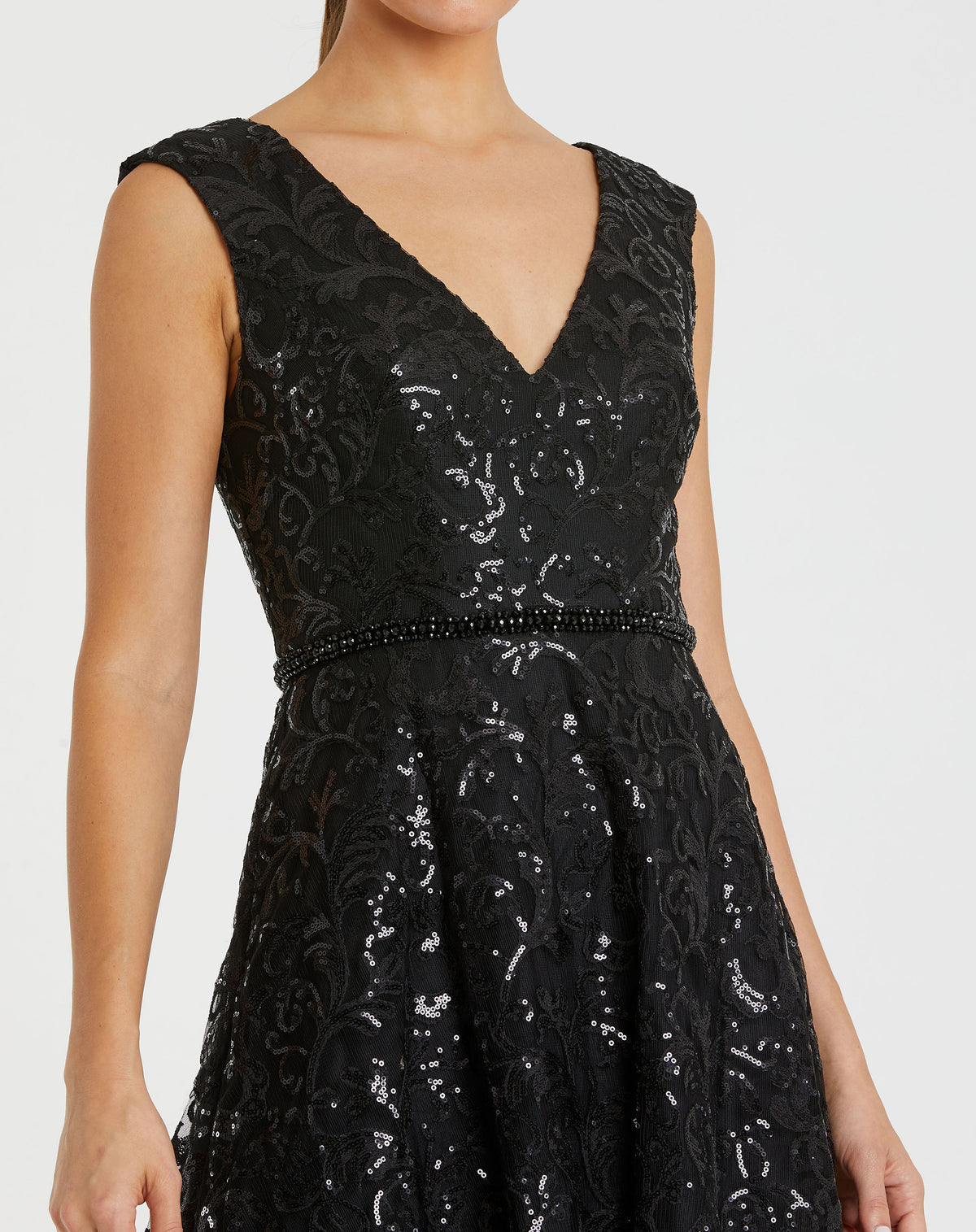 Mac Duggal A68012