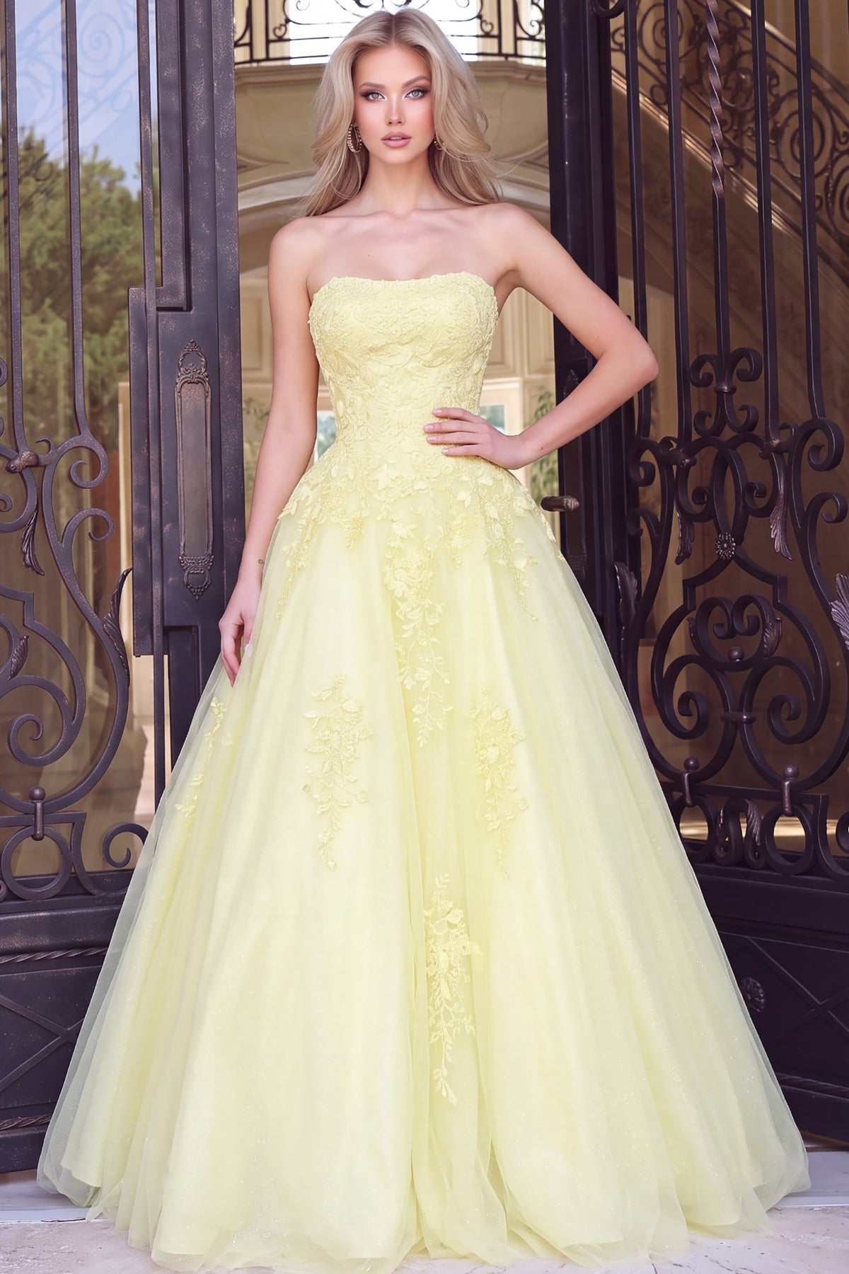 Jovani 1831 RED