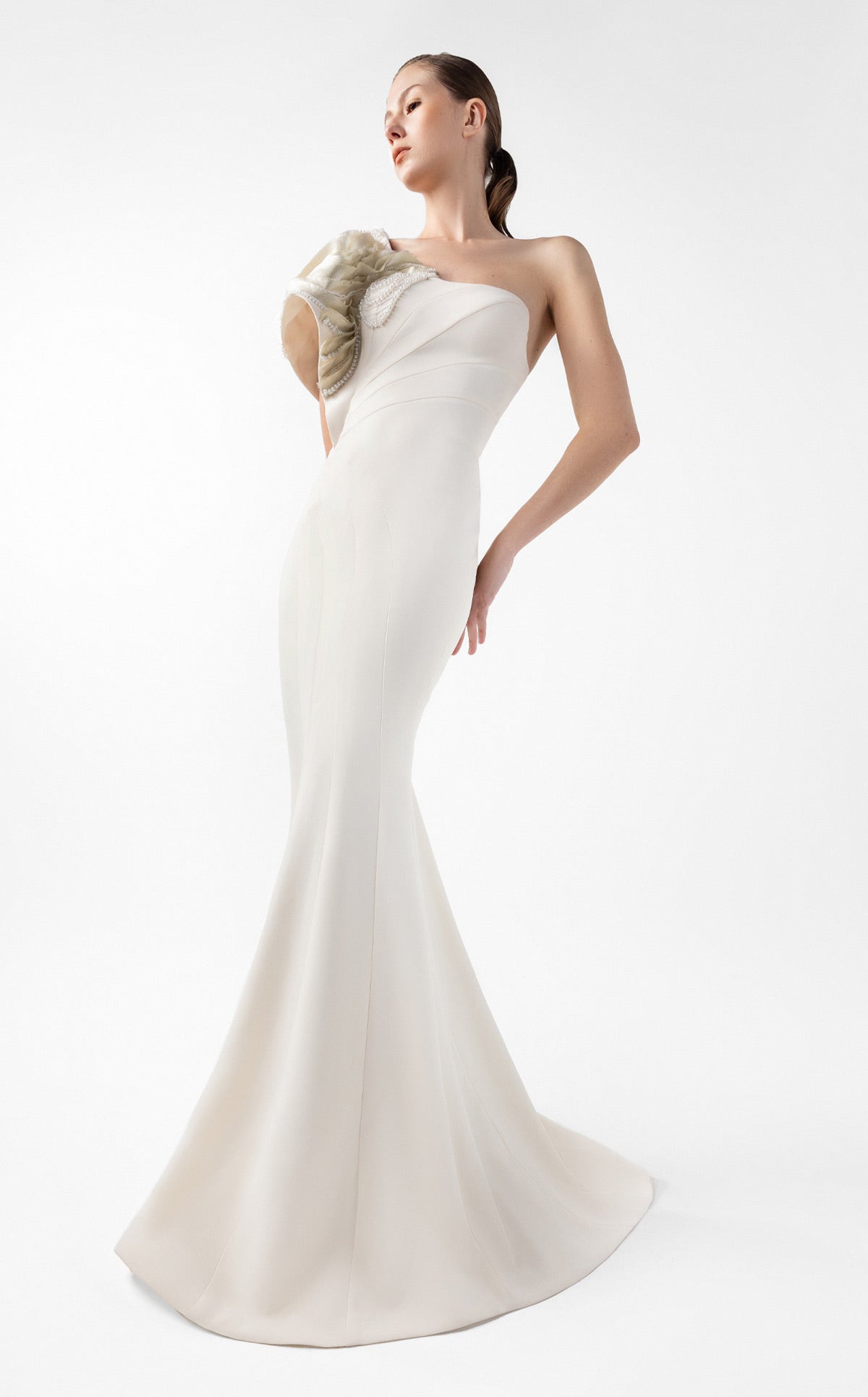 MNM Couture G2003