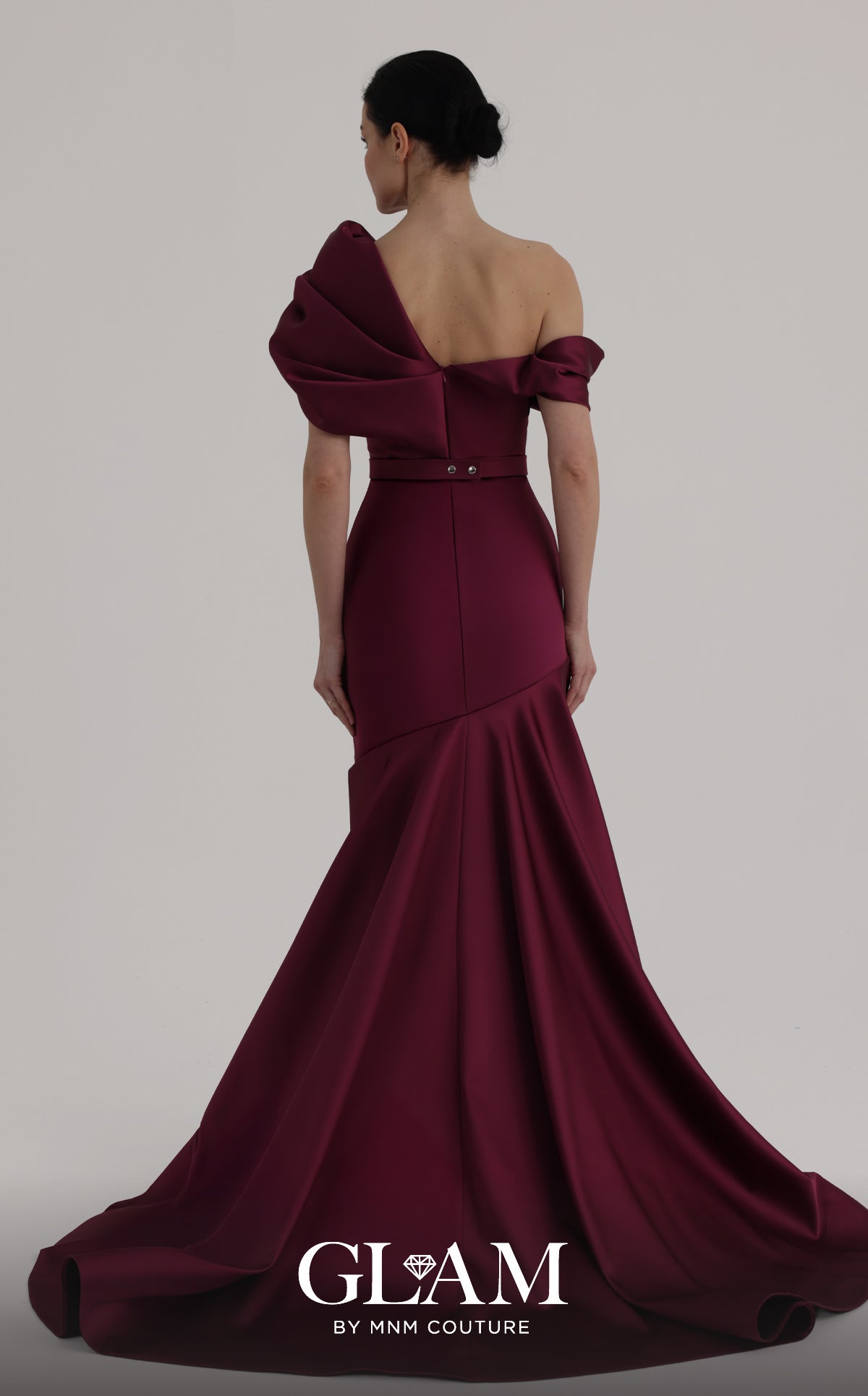 MNM Couture O07841