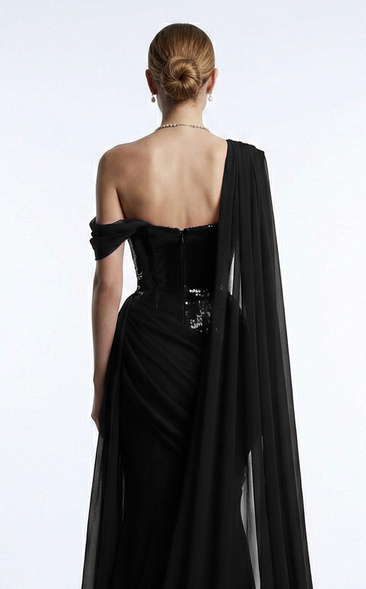 MNM Couture F03017