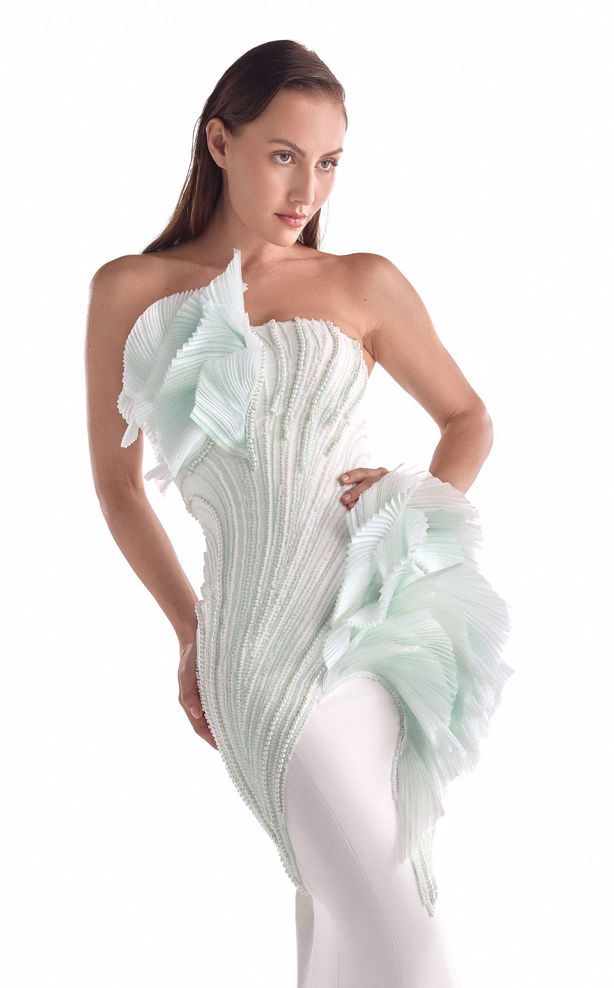 MNM Couture G2135