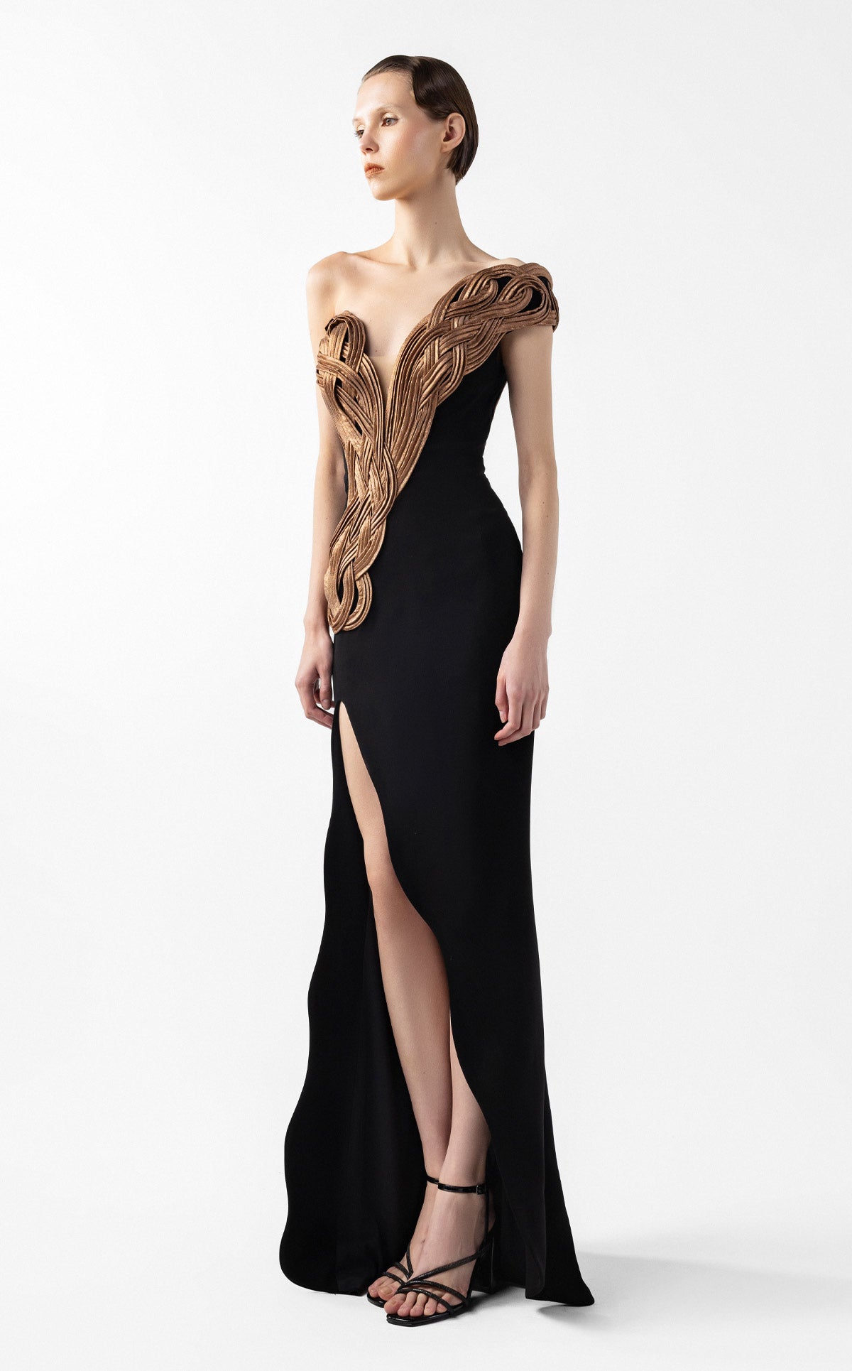 MNM Couture G2043