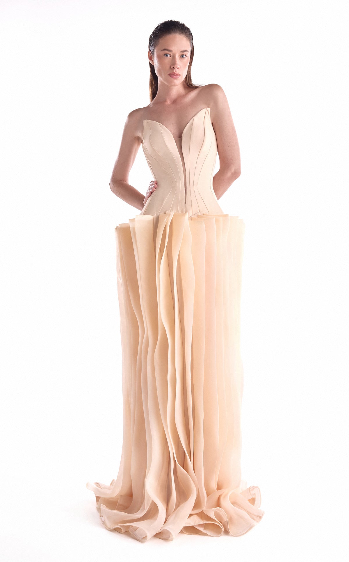 MNM Couture G2100 NUDE