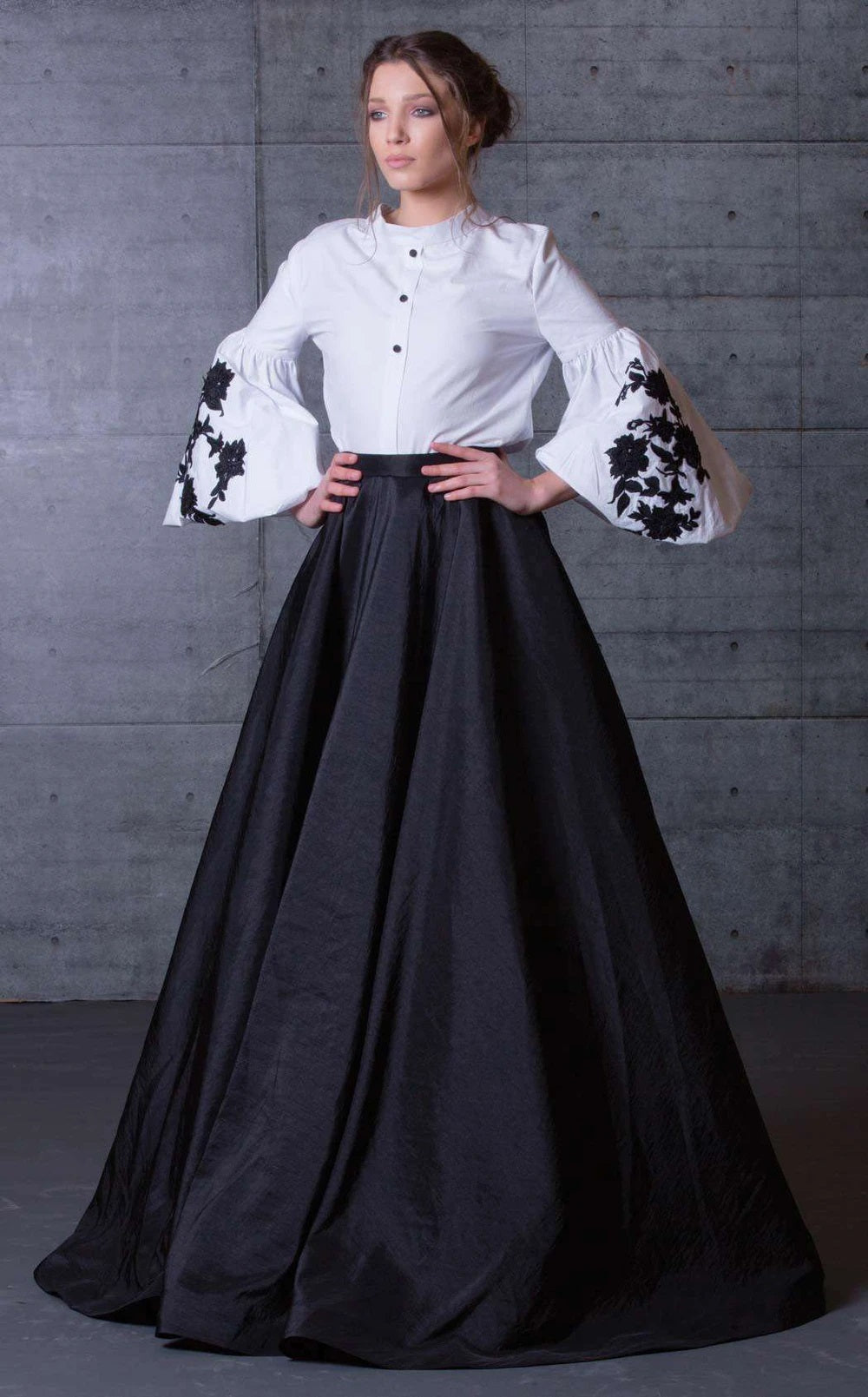 MNM Couture N0111 BLACK/WHITE