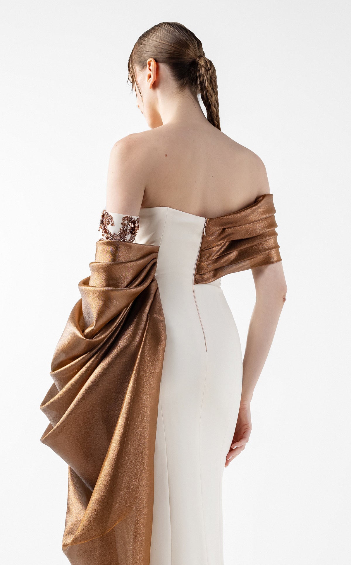 MNM Couture G2030