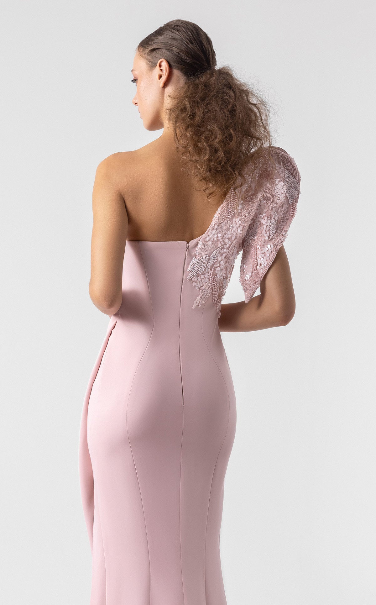 MNM Couture G1926