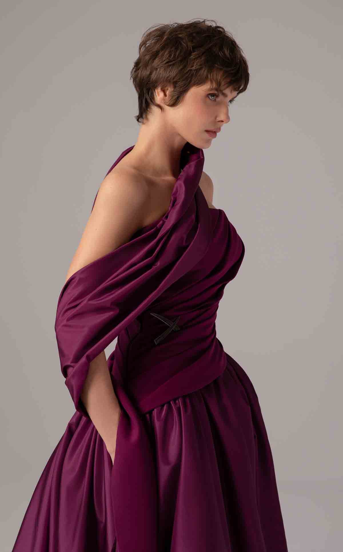 MNM Couture E0089