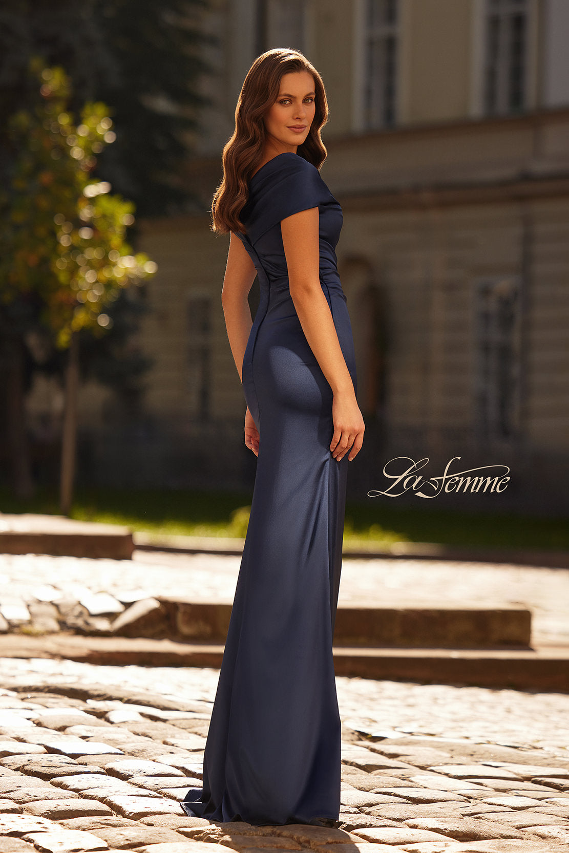 La Femme 33128