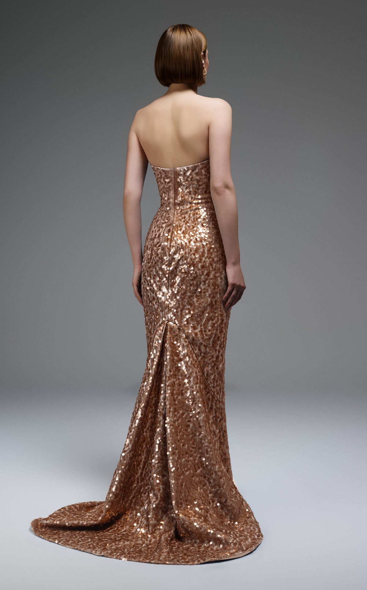 MNM Couture E0105