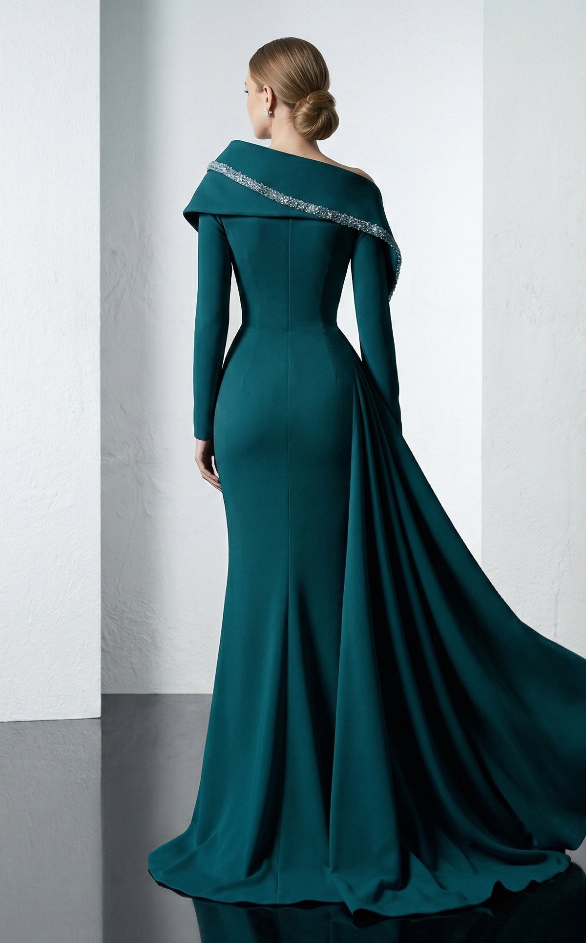 MNM Couture F03038