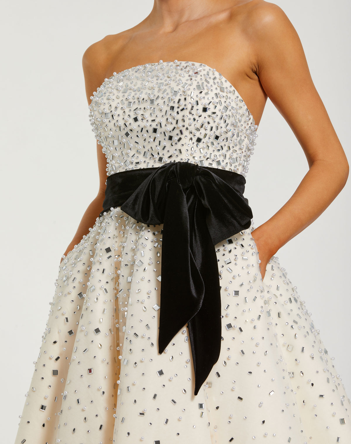 Mac Duggal 11983