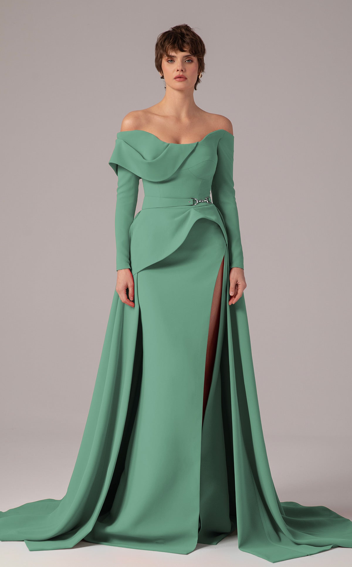 MNM Couture E0099