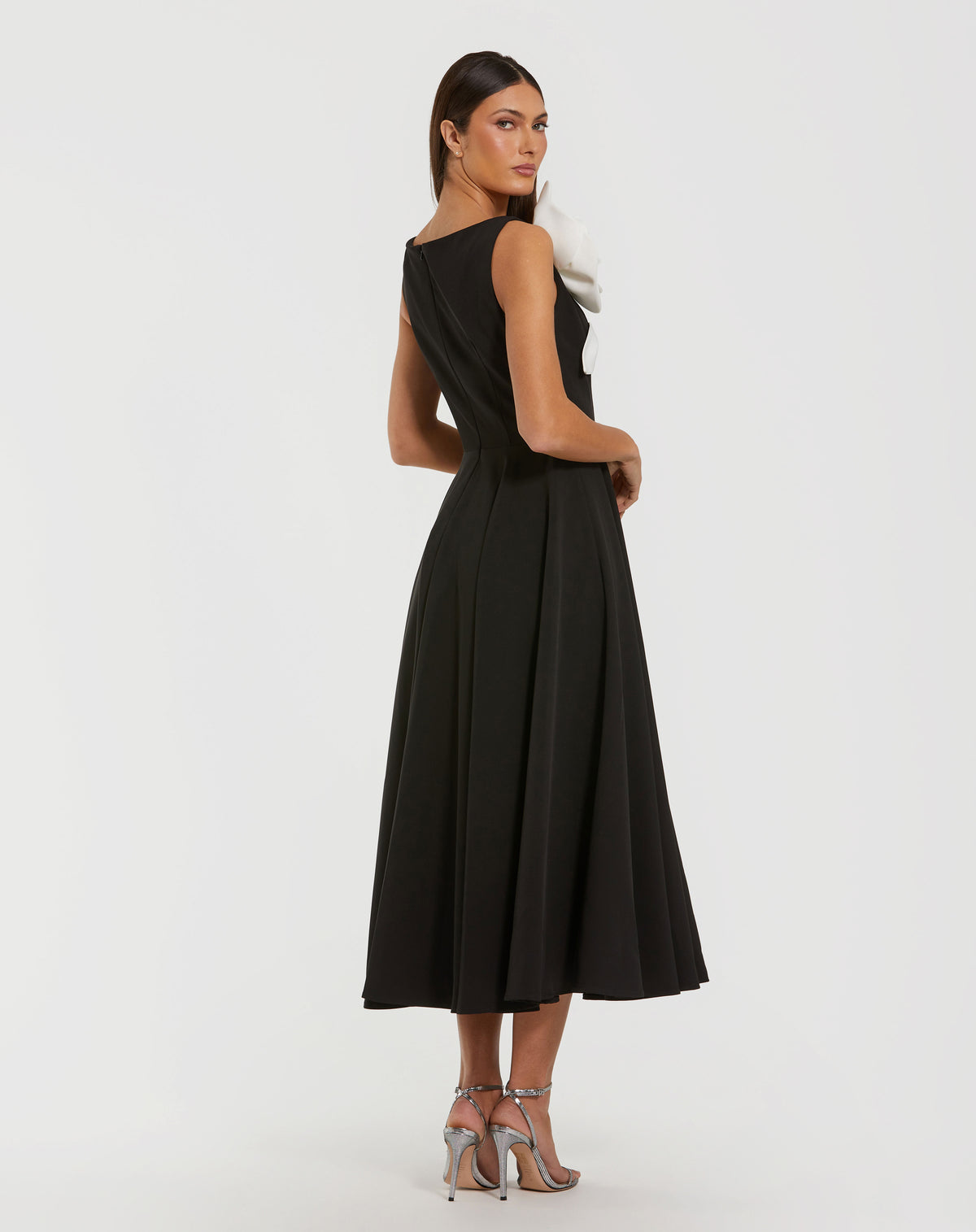 Mac Duggal 2329