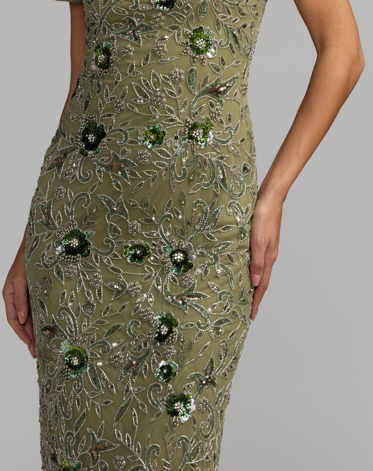 Mac Duggal 10102