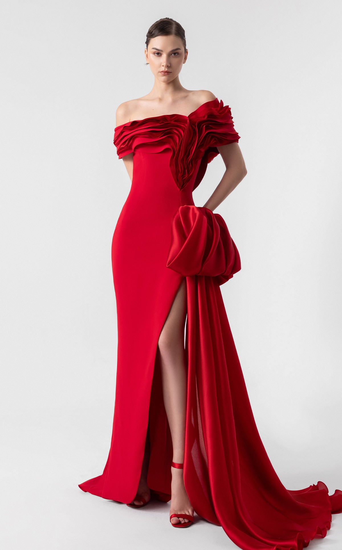 MNM Couture G1942