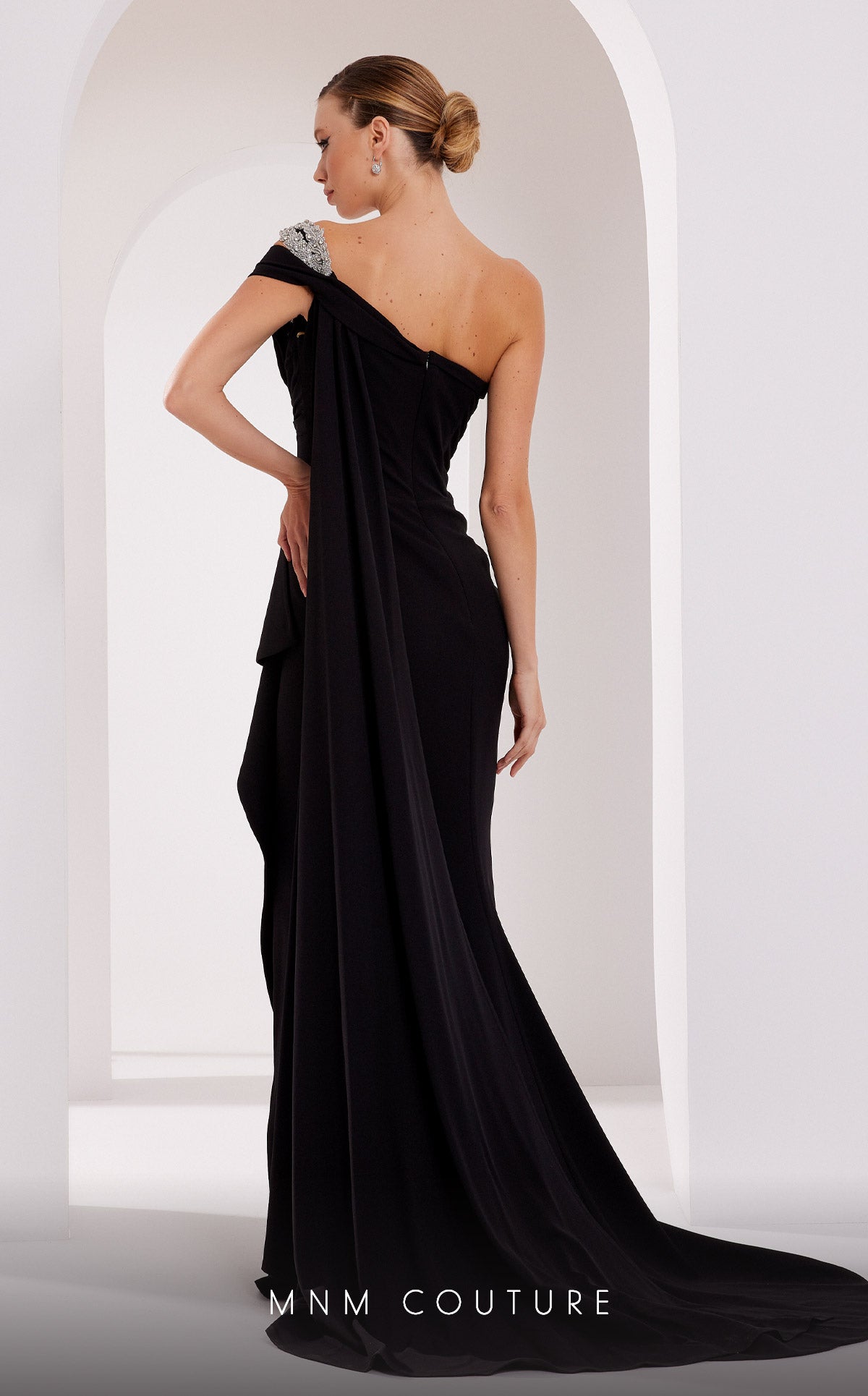 MNM Couture 2720