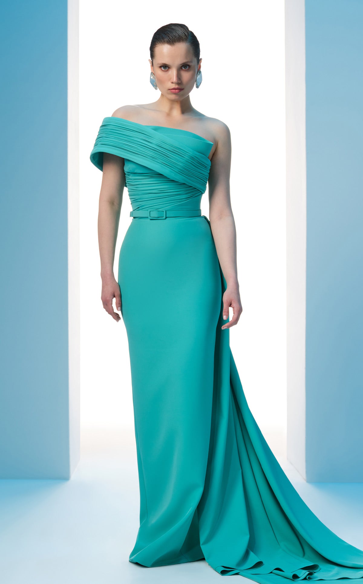 MNM Couture N0604 RED