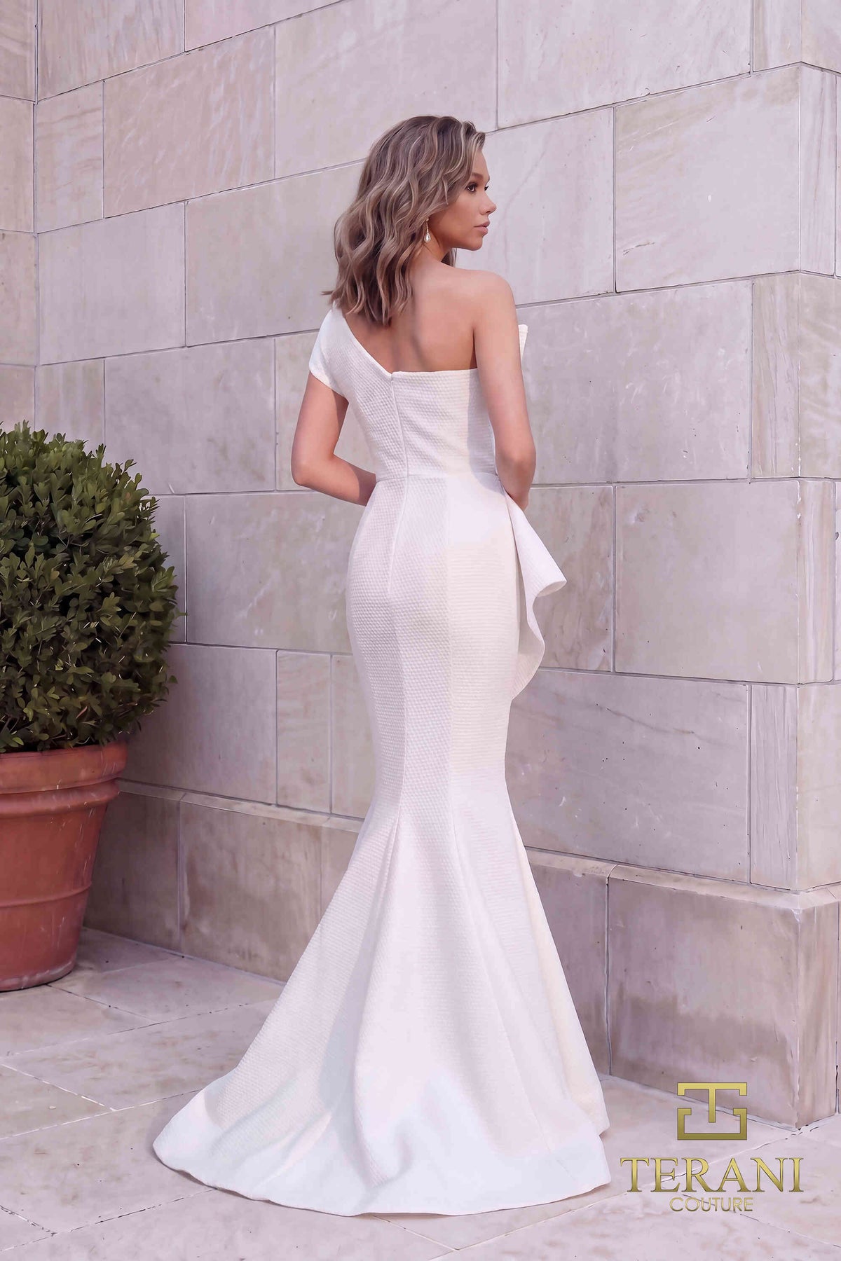 Terani Couture 251E4201 Ivory