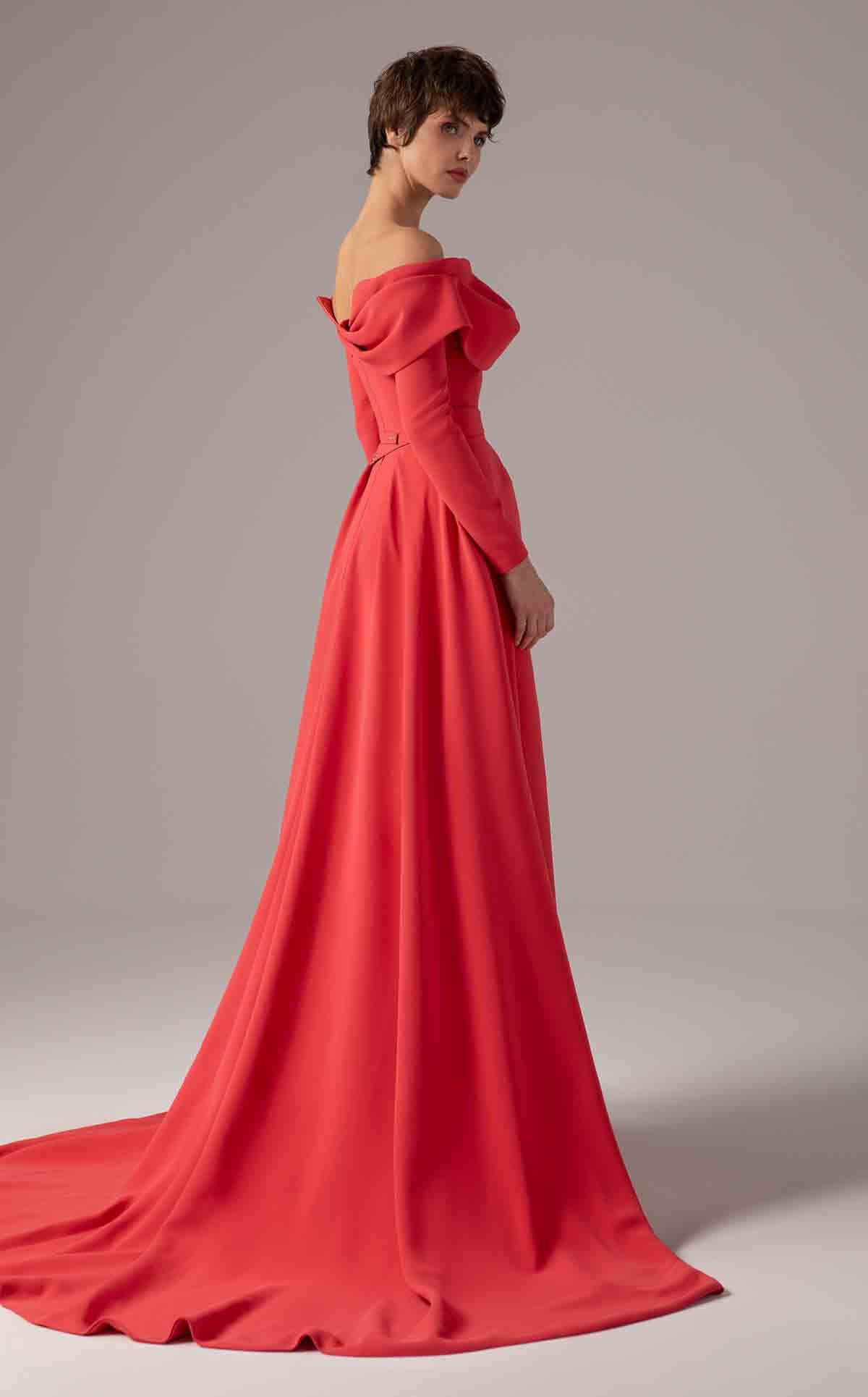MNM Couture E0099