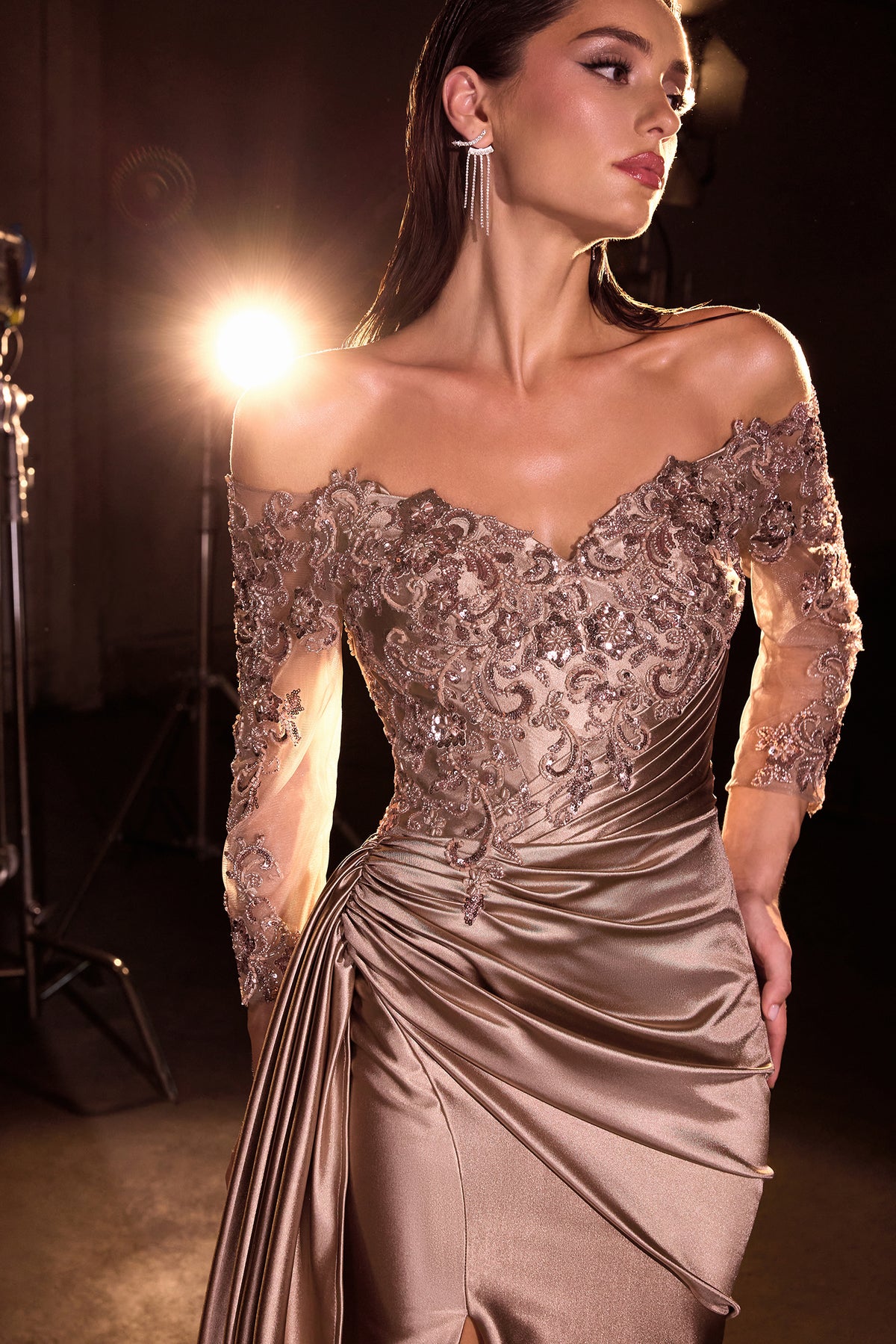 Ladivine CDS549 MOCHA GOLD