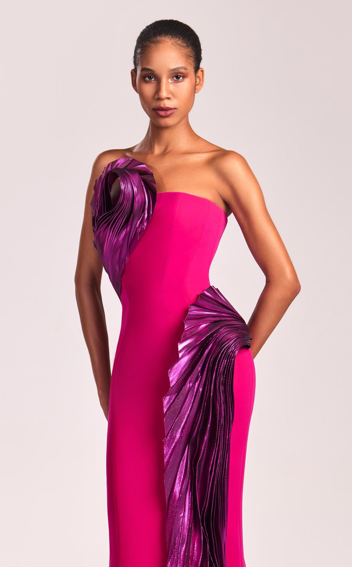 MNM Couture G1838