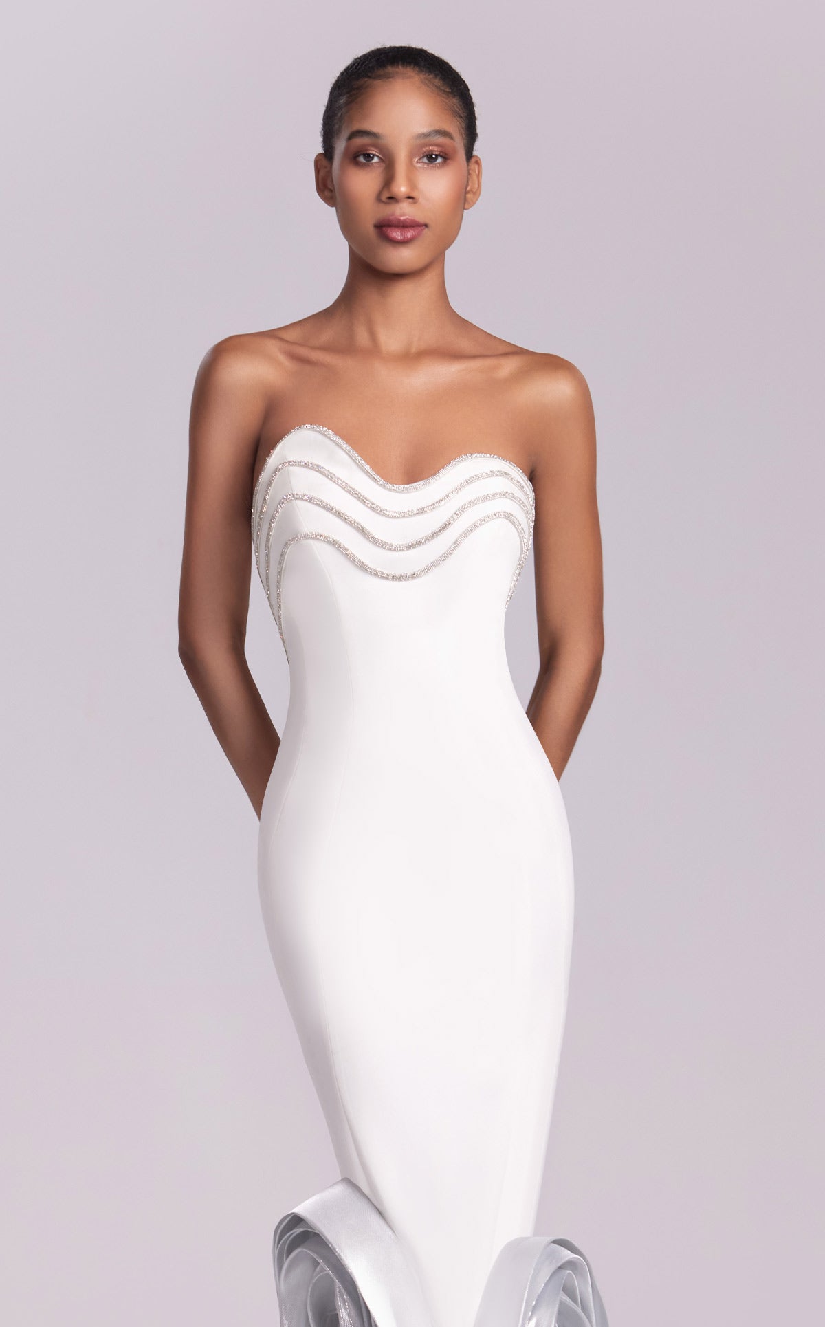 MNM Couture G1819