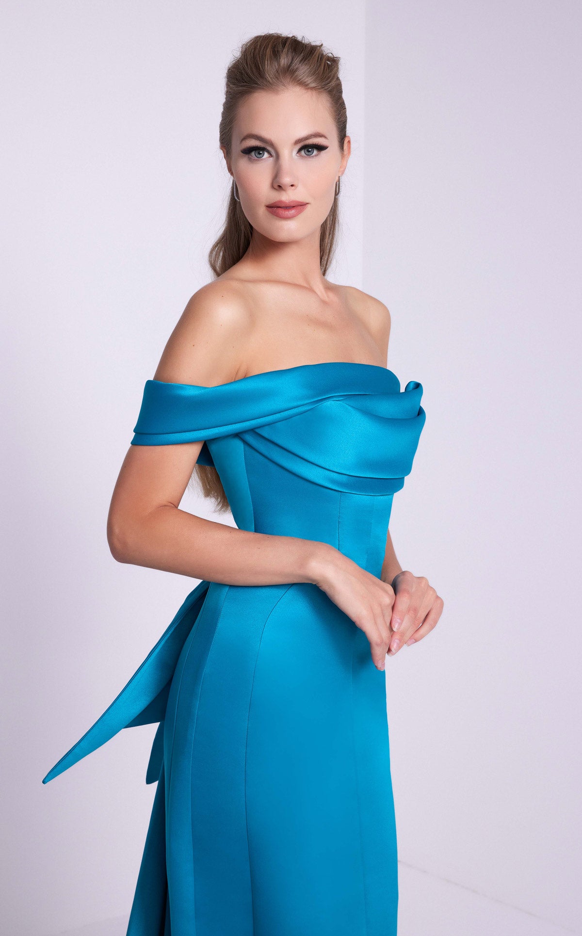 MNM Couture N0589