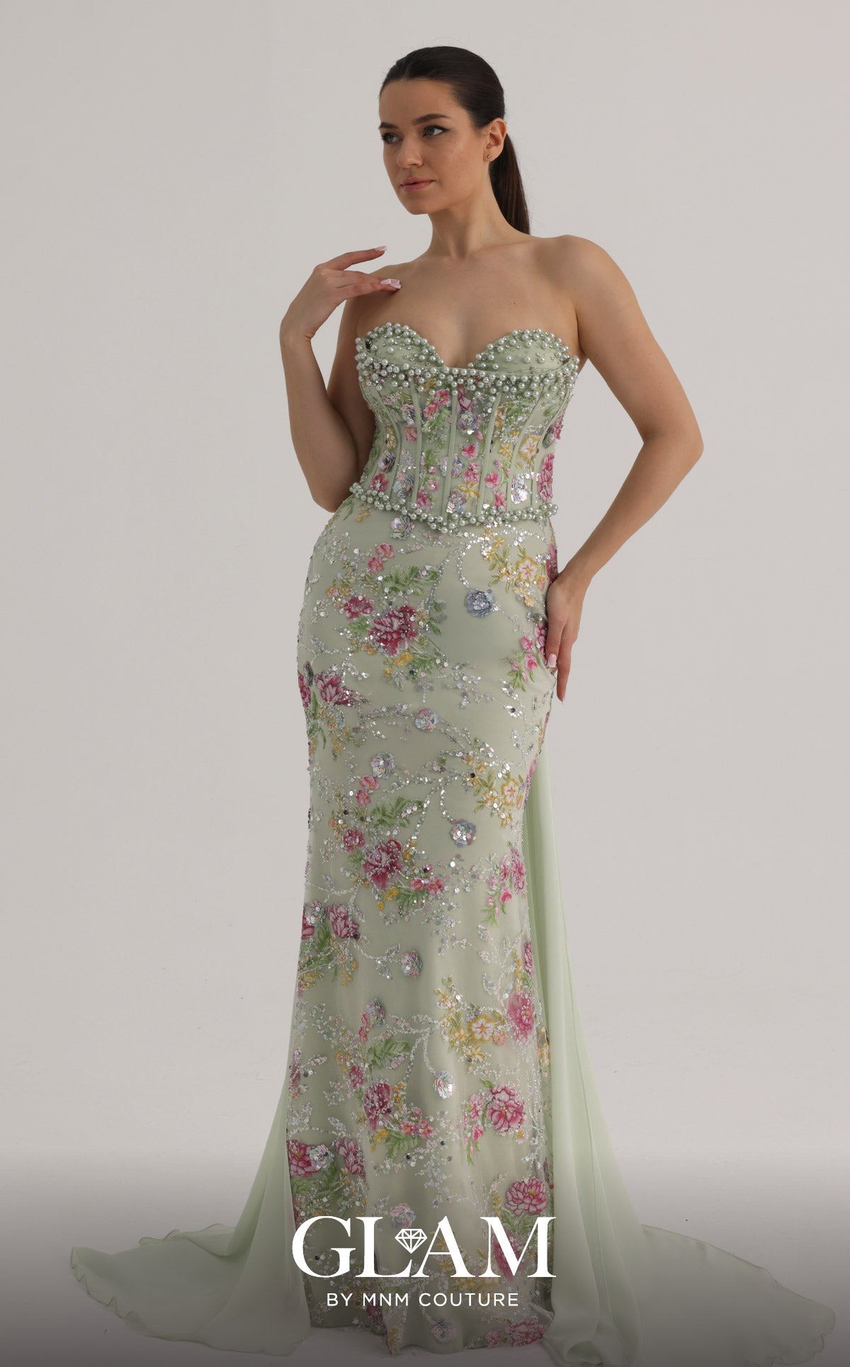 MNM Couture O07858 MINT