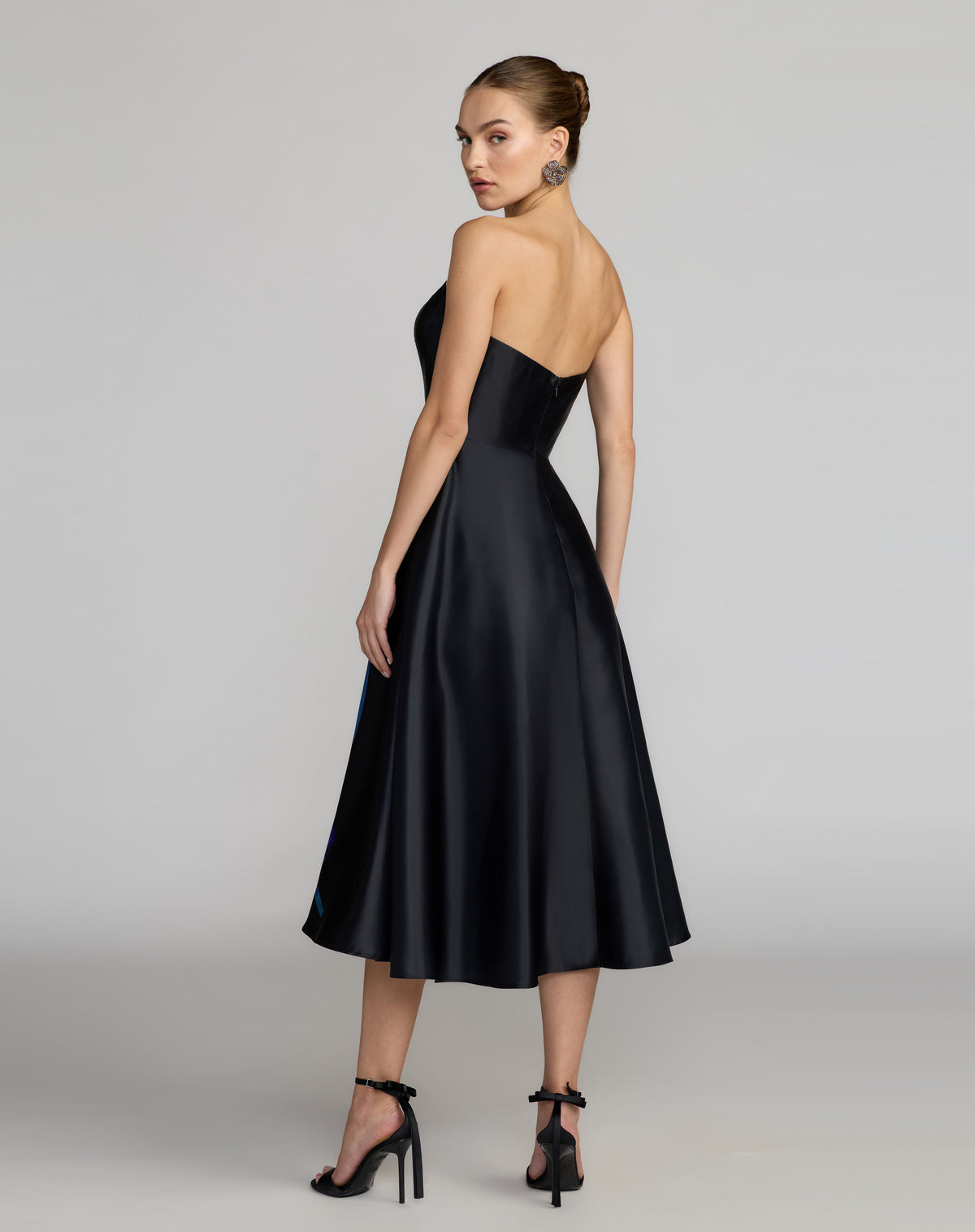 Mac Duggal 21075