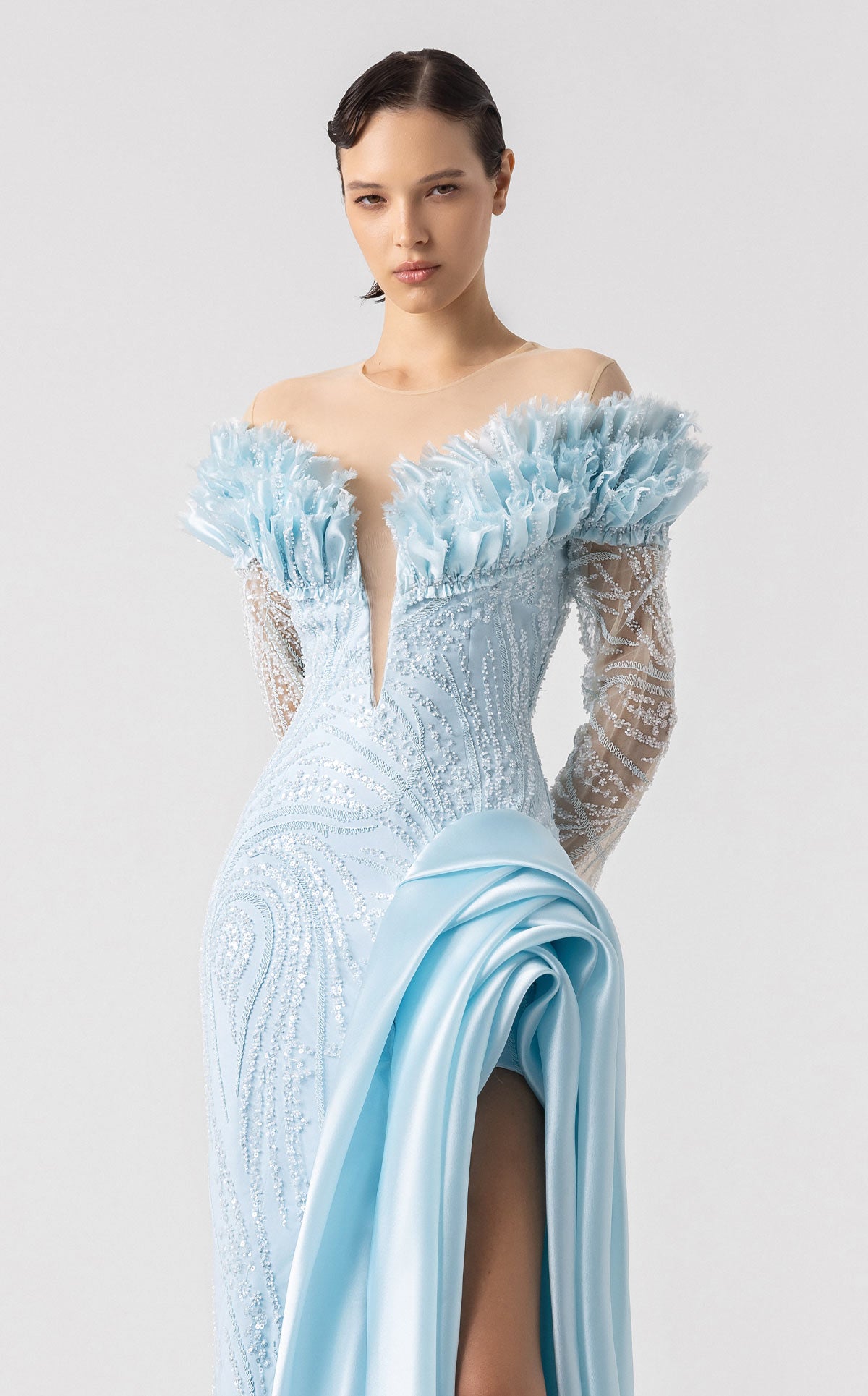 MNM Couture G1915
