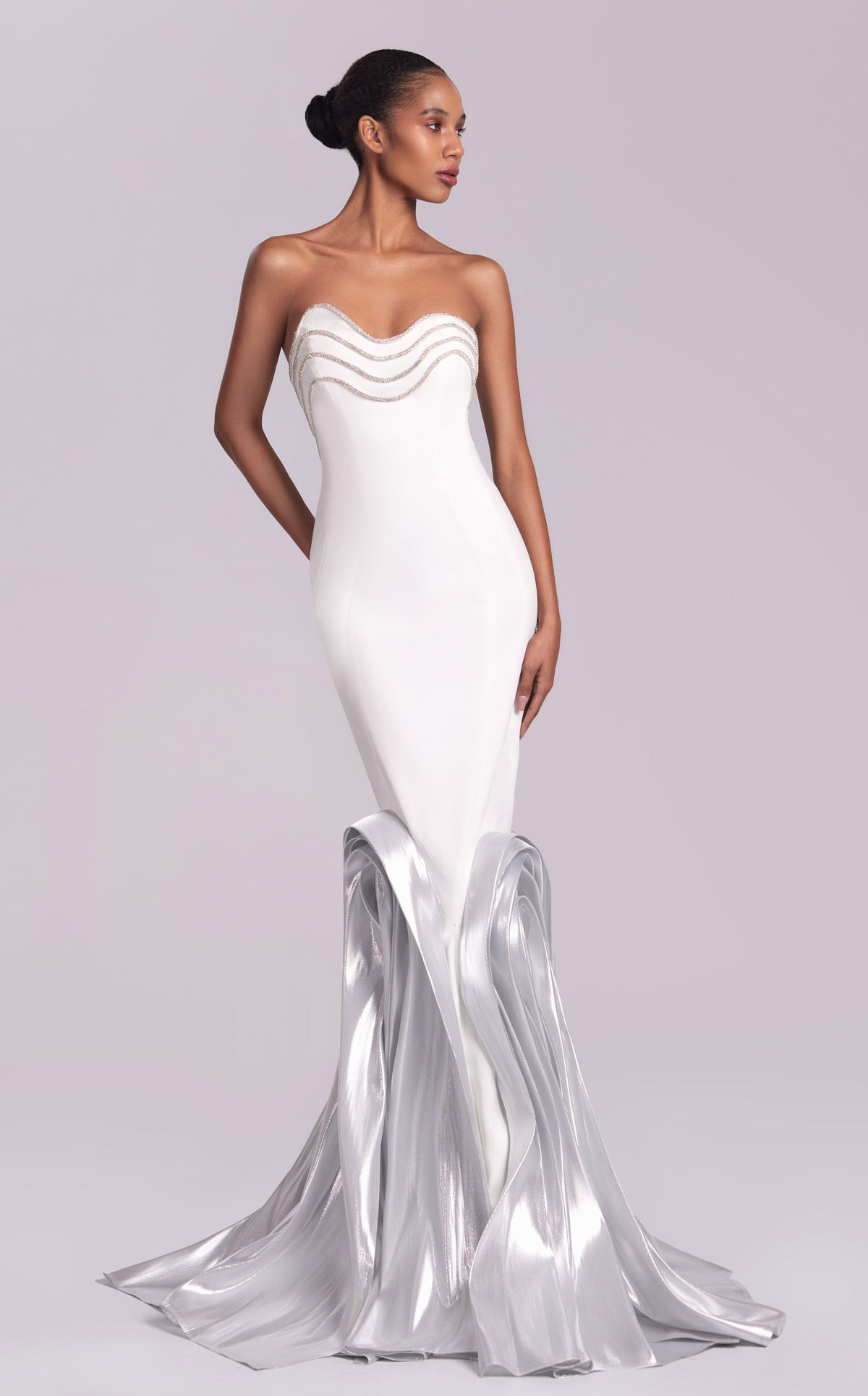 MNM Couture G1819