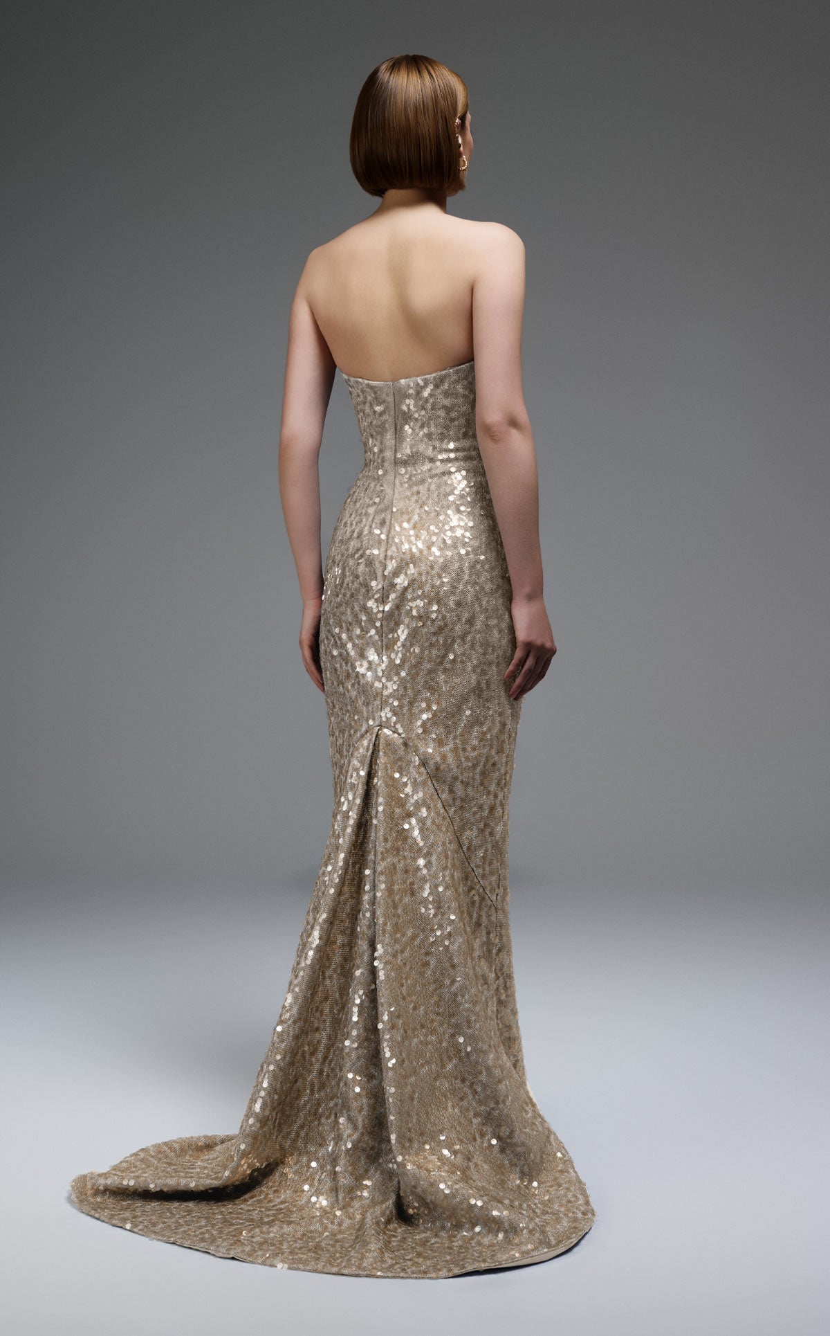 MNM Couture E0105