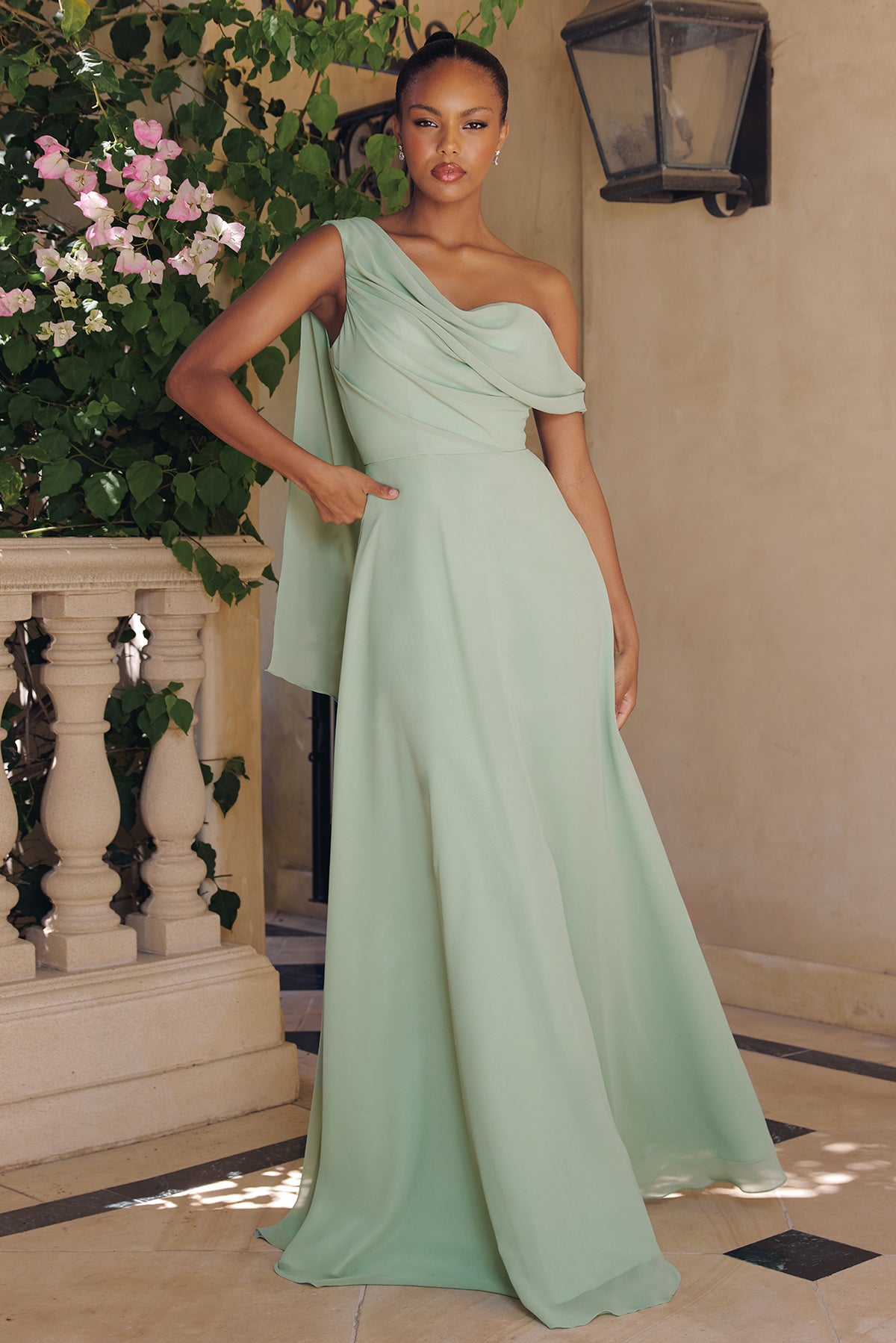 Amoris by Ladivine T716