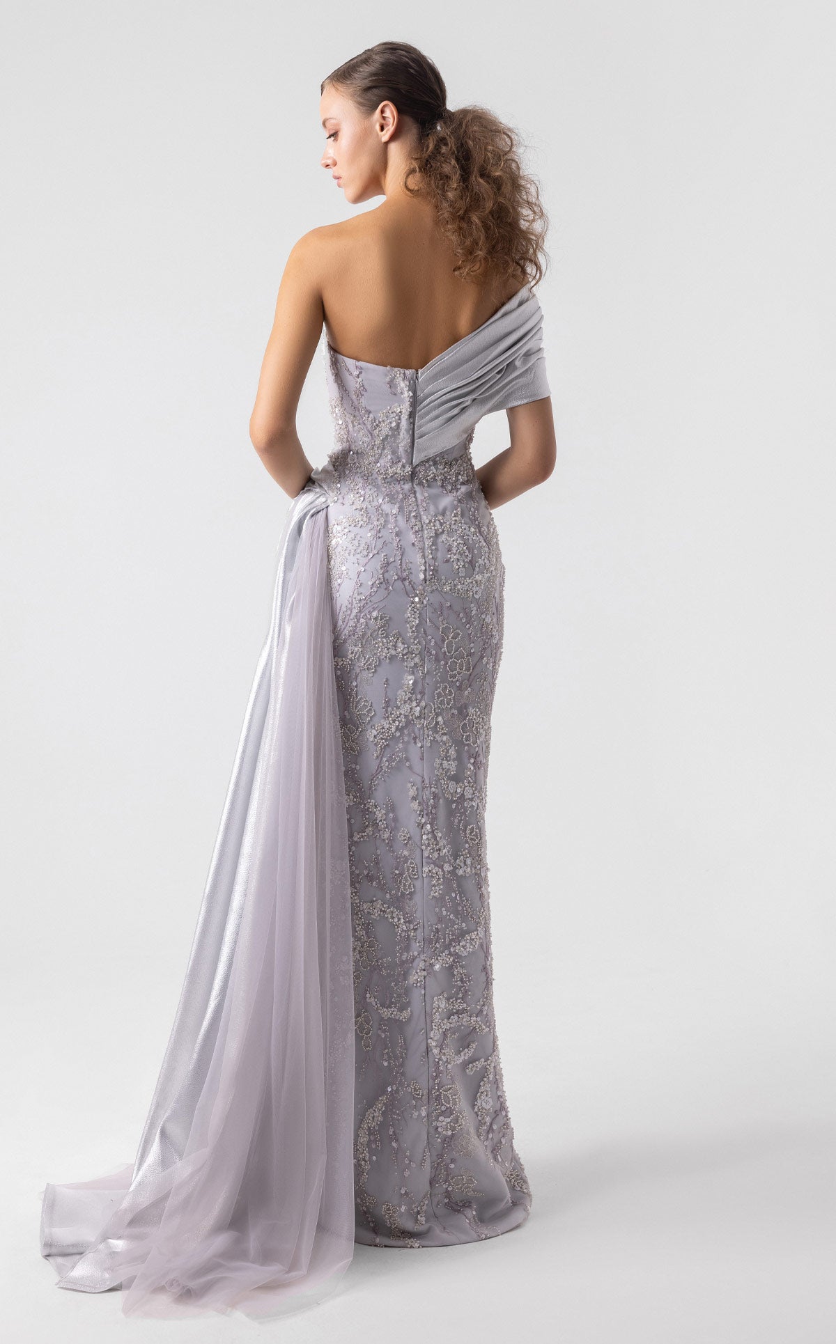 MNM Couture G1932