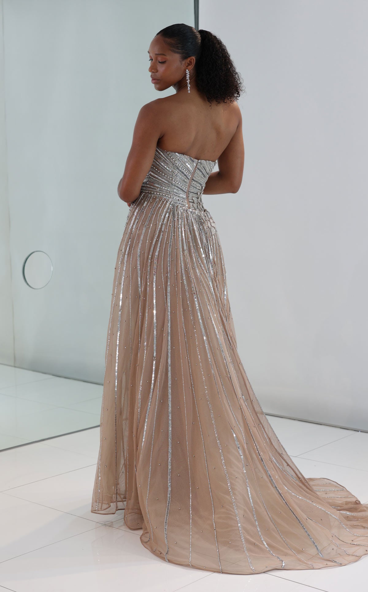 MNM Couture M1189