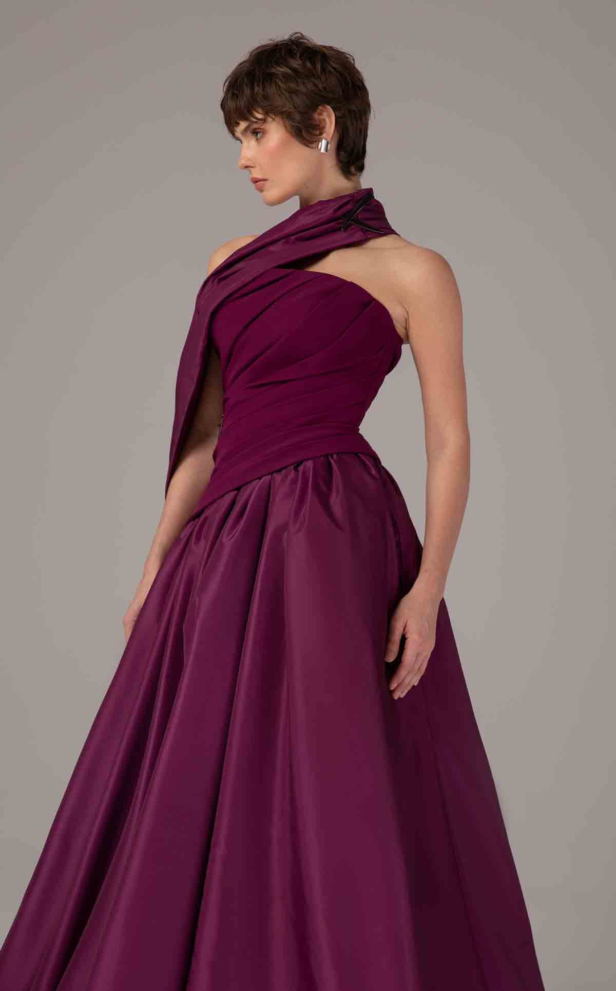 MNM Couture E0089