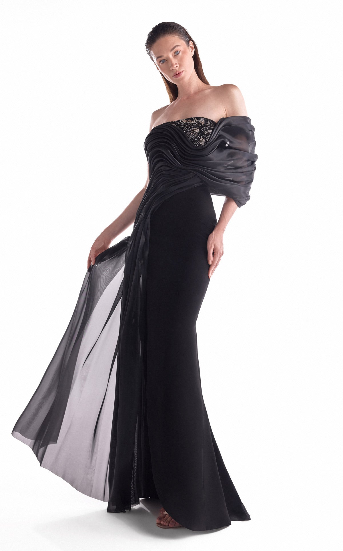 MNM Couture G2111