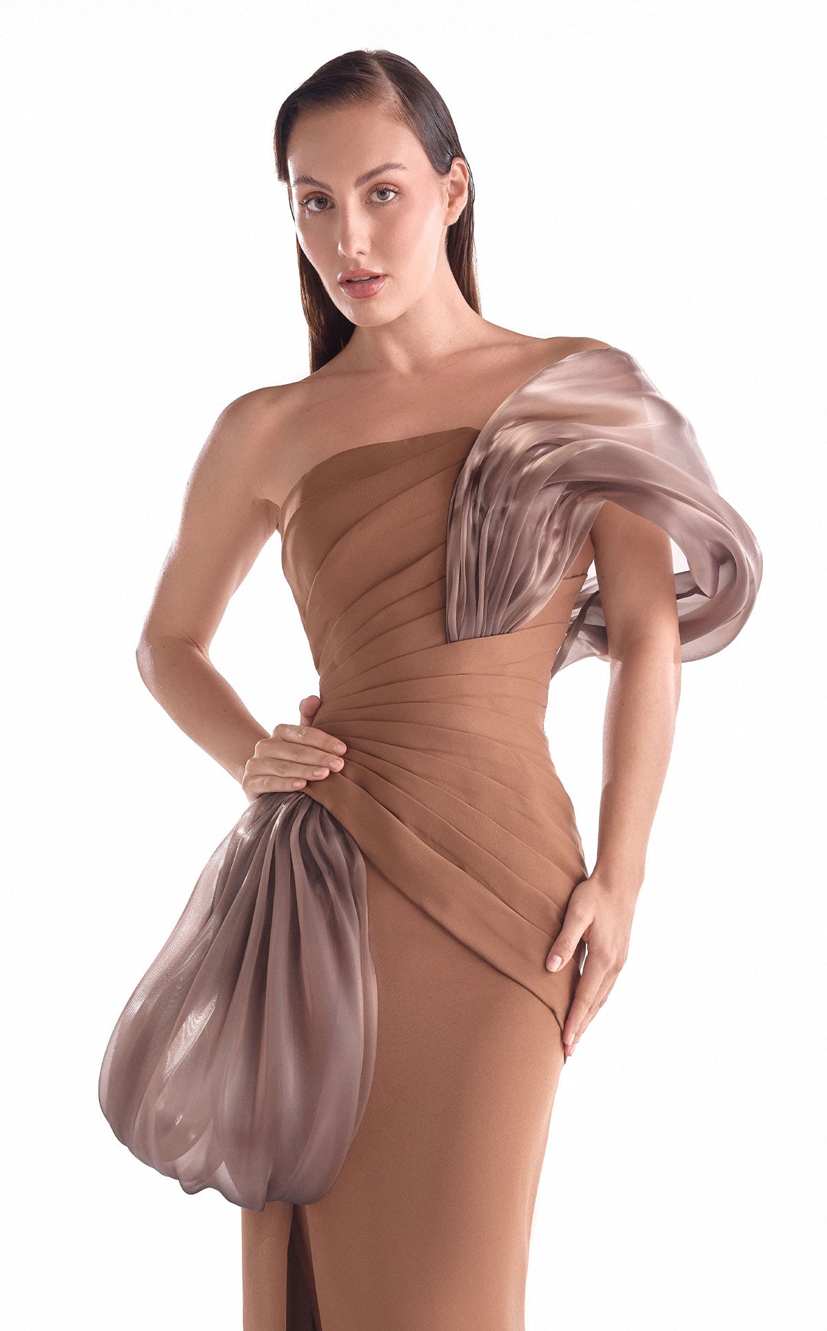 MNM Couture G2106